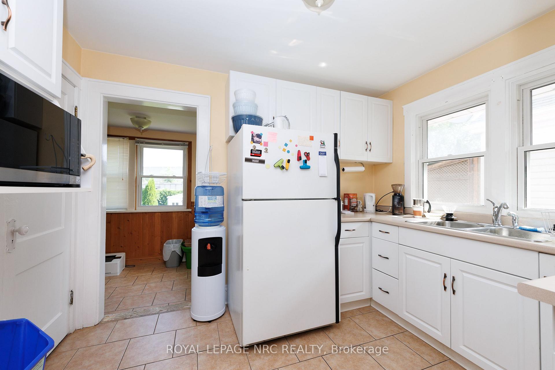 Photo 11 of 7 Norwood Street, St. Catharines, Downtown — HOMEH