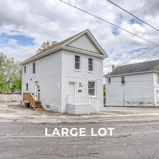 Photo 3 of 145 Centre Street N, Oshawa, O'Neill — HOMEH