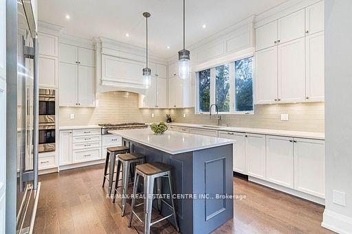 Photo 9 of 76 Ben Machree Drive, Mississauga, Port Credit — HOMEH