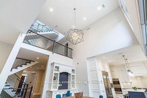 Photo 15 of 76 Ben Machree Drive, Mississauga, Port Credit — HOMEH