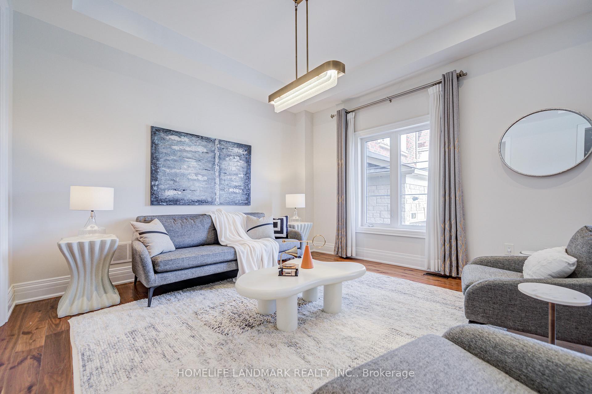 Photo 8 of 22 Aspy Court, Vaughan, Patterson — HOMEH