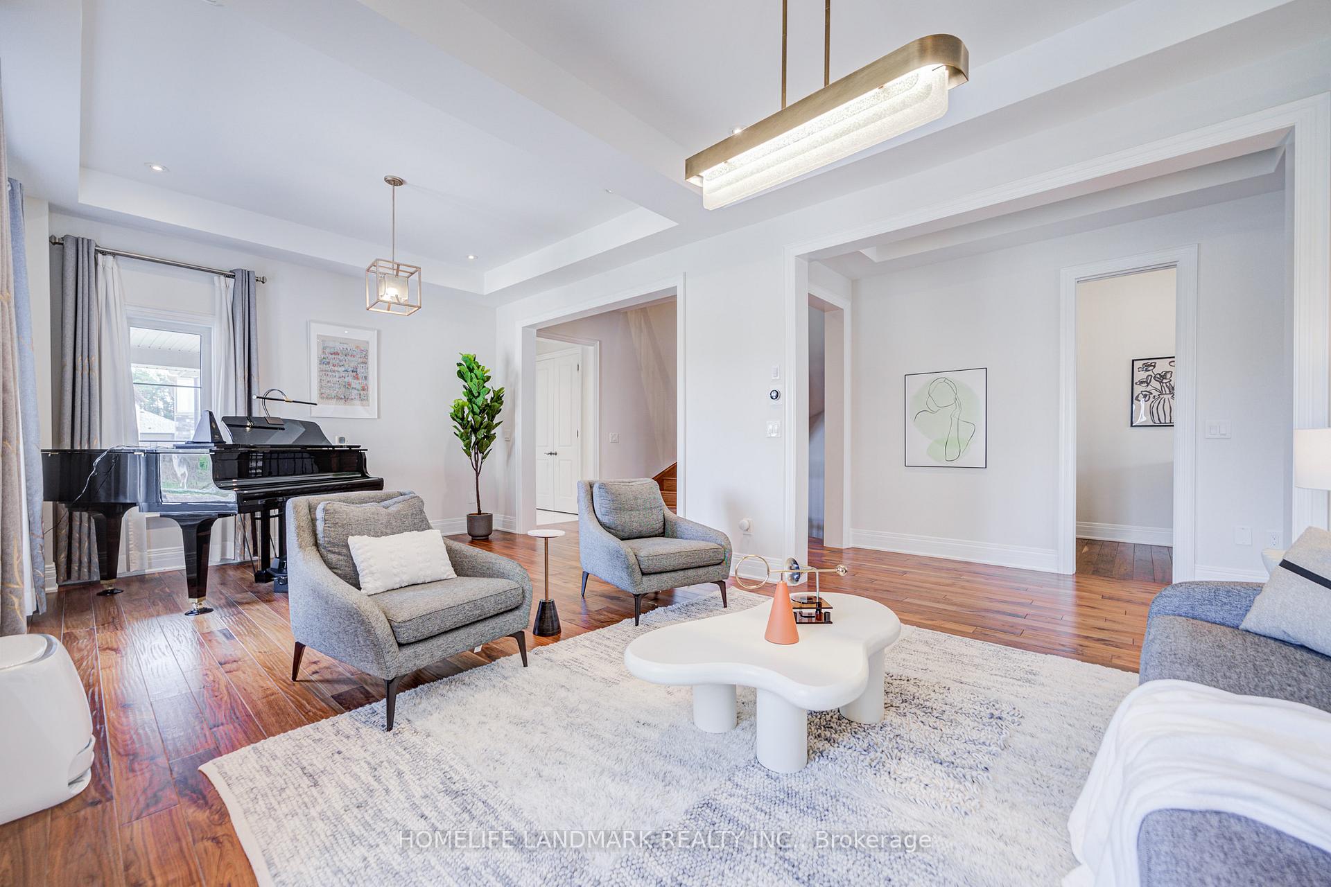 Photo 10 of 22 Aspy Court, Vaughan, Patterson — HOMEH