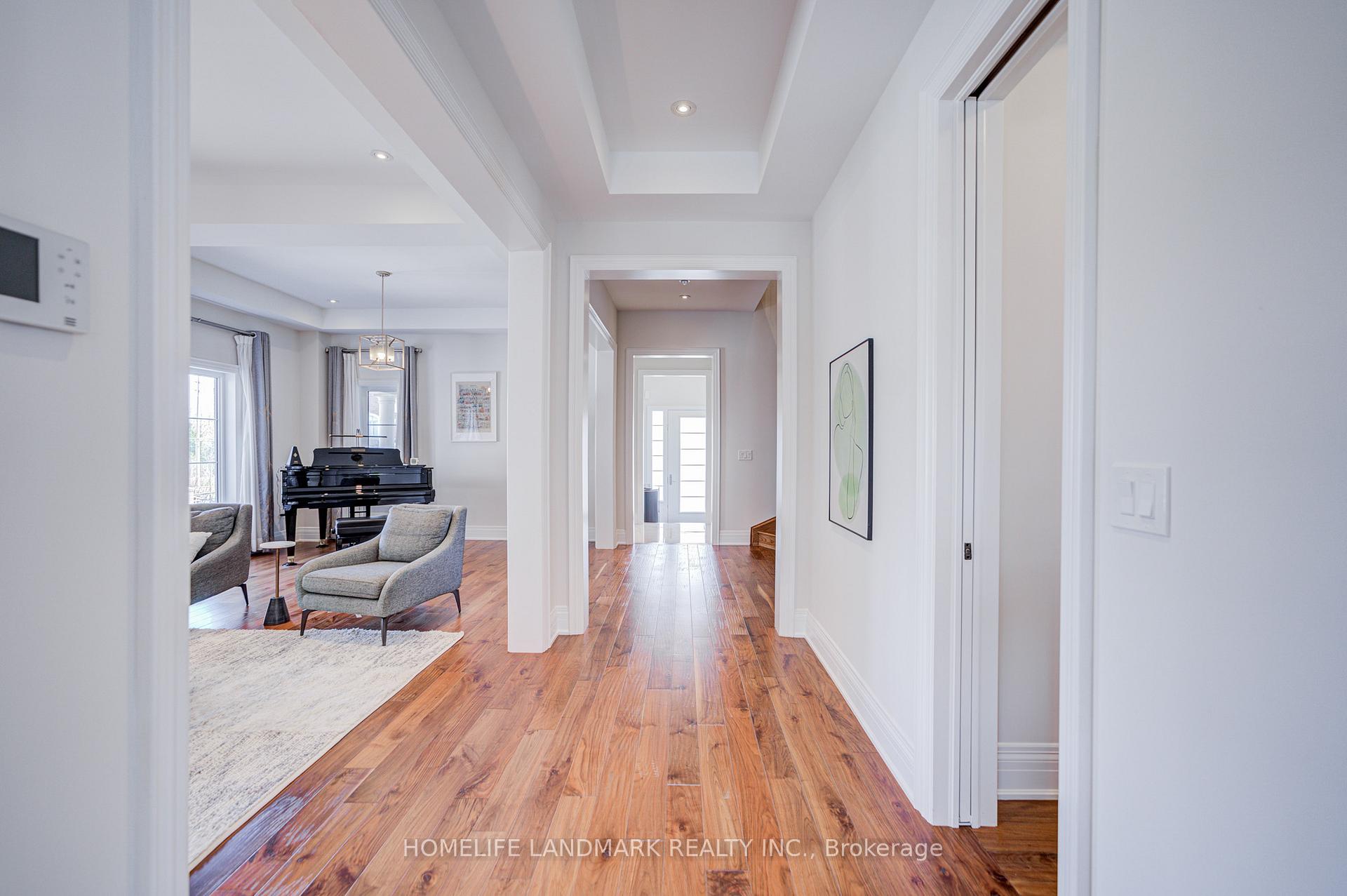 Photo 11 of 22 Aspy Court, Vaughan, Patterson — HOMEH