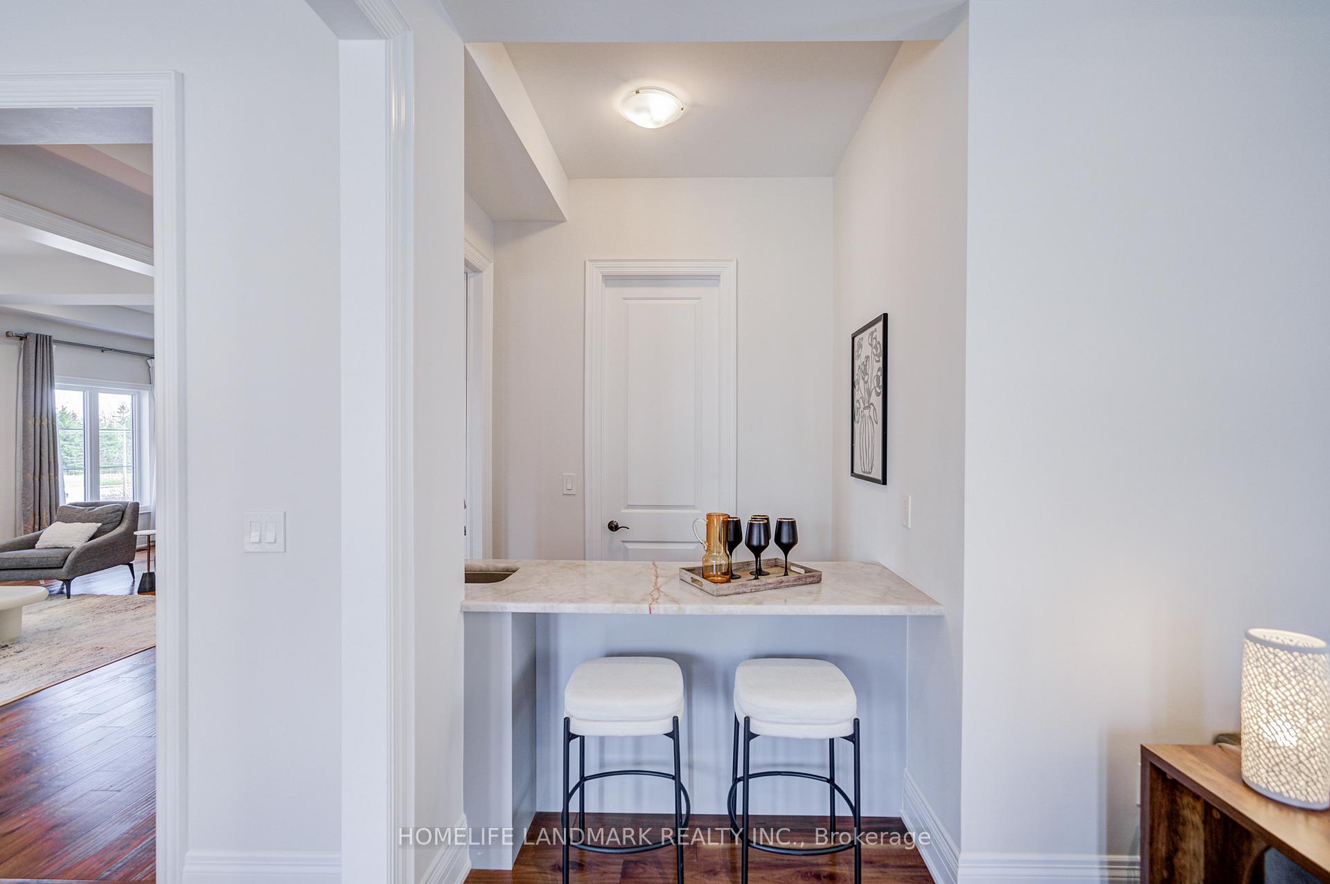 Photo 13 of 22 Aspy Court, Vaughan, Patterson — HOMEH