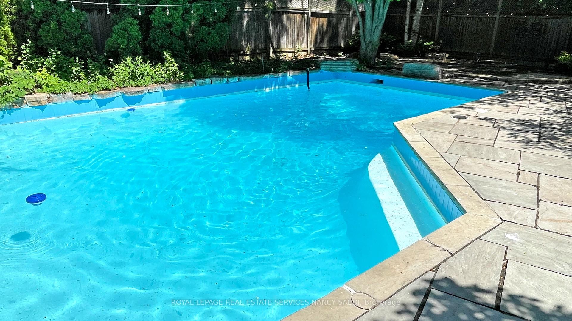 Photo 48 of 62 Wimpole Drive, North York, St. Andrew-Windfields — HOMEH