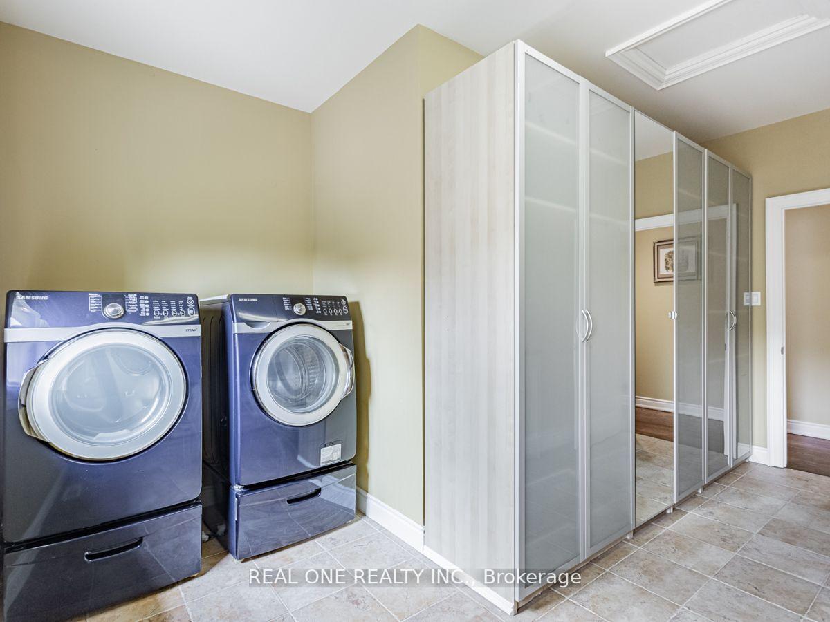 Photo 20 of 15 Royal Oak Drive, North York, Bridle Path-Sunnybrook-York Mills — HOMEH