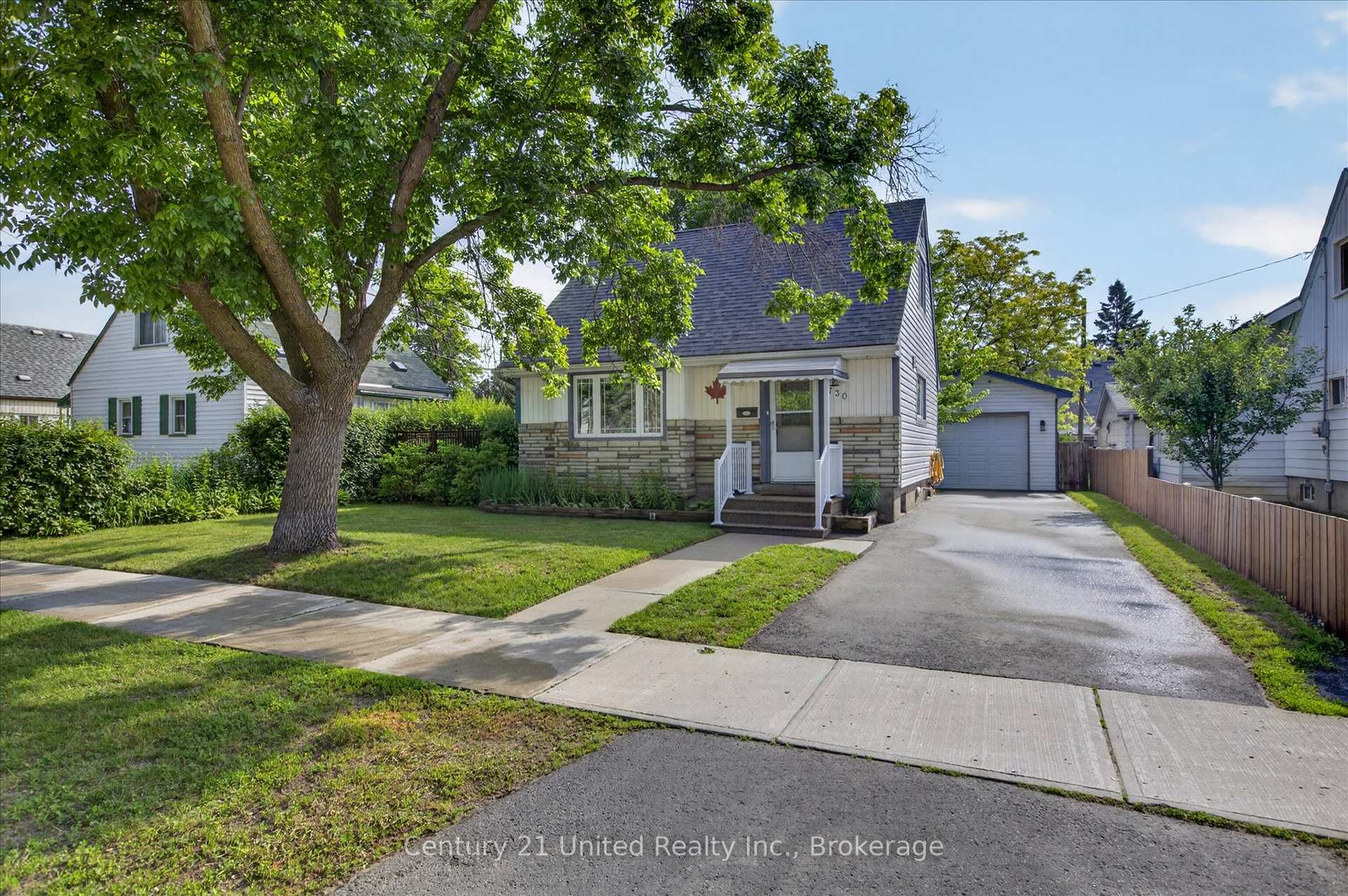 Photo 1 of 730 Monaghan Road, Peterborough, Otonabee Ward 1 — HOMEH
