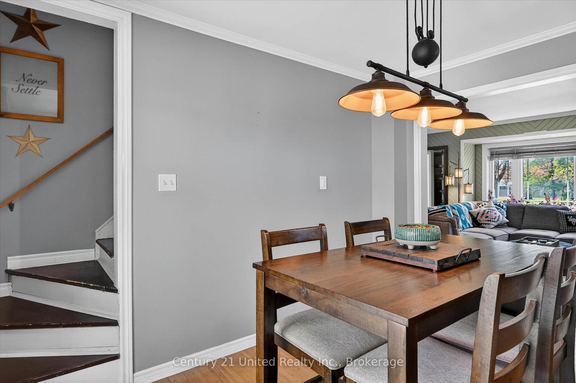 Photo 18 of 730 Monaghan Road, Peterborough, Otonabee Ward 1 — HOMEH
