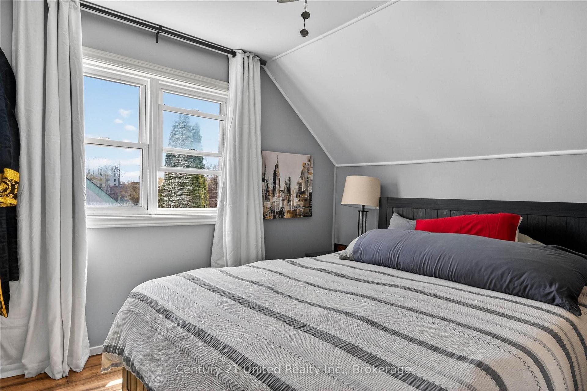 Photo 27 of 730 Monaghan Road, Peterborough, Otonabee Ward 1 — HOMEH