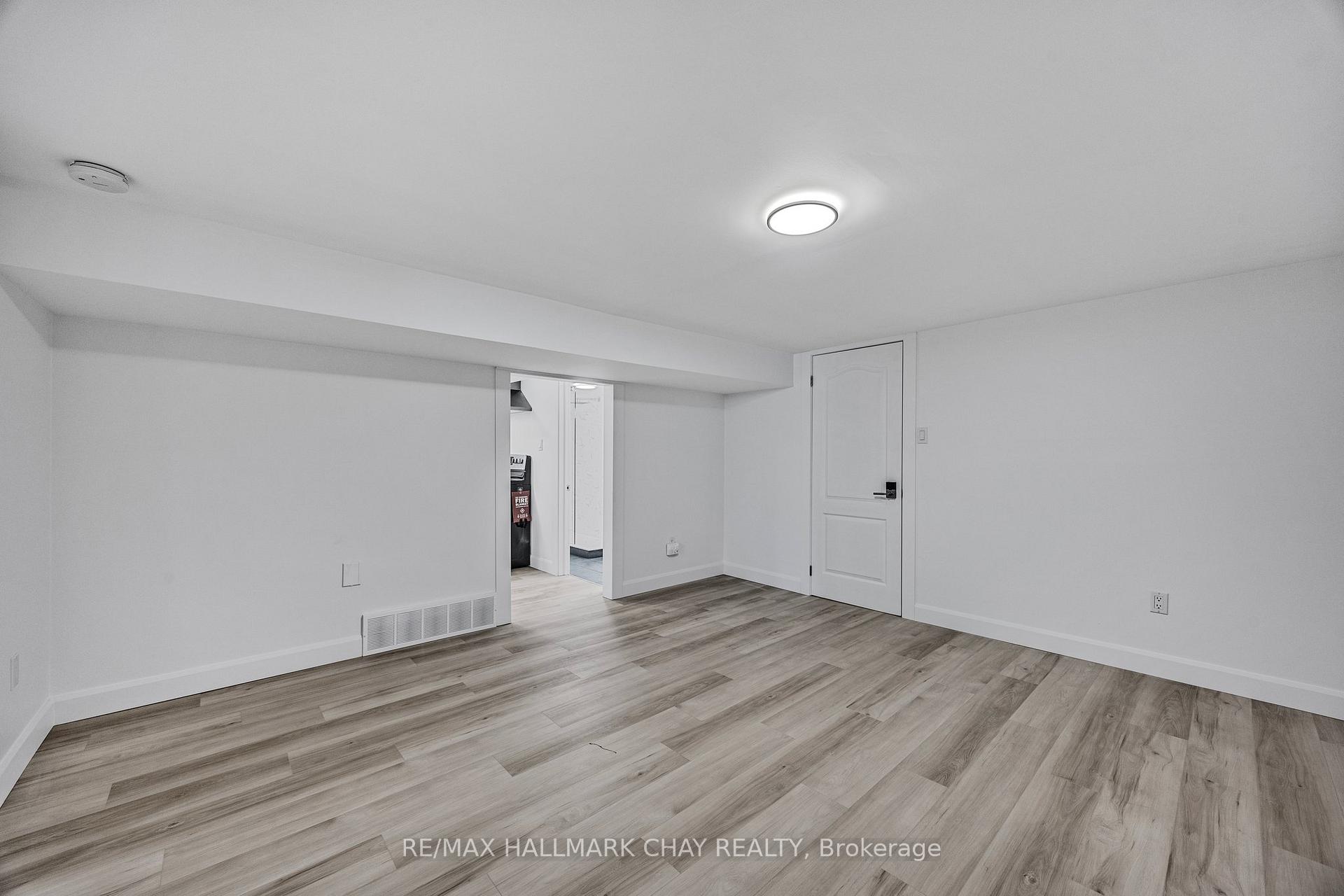 Photo 12 of Unit Lower, 204 Tupper Street W, New Tecumseth, Alliston — HOMEH