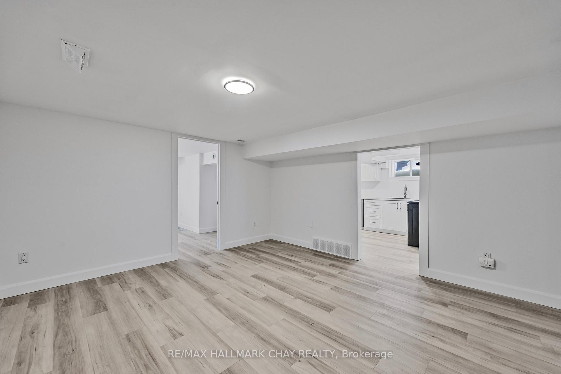 Photo 13 of Unit Lower, 204 Tupper Street W, New Tecumseth, Alliston — HOMEH