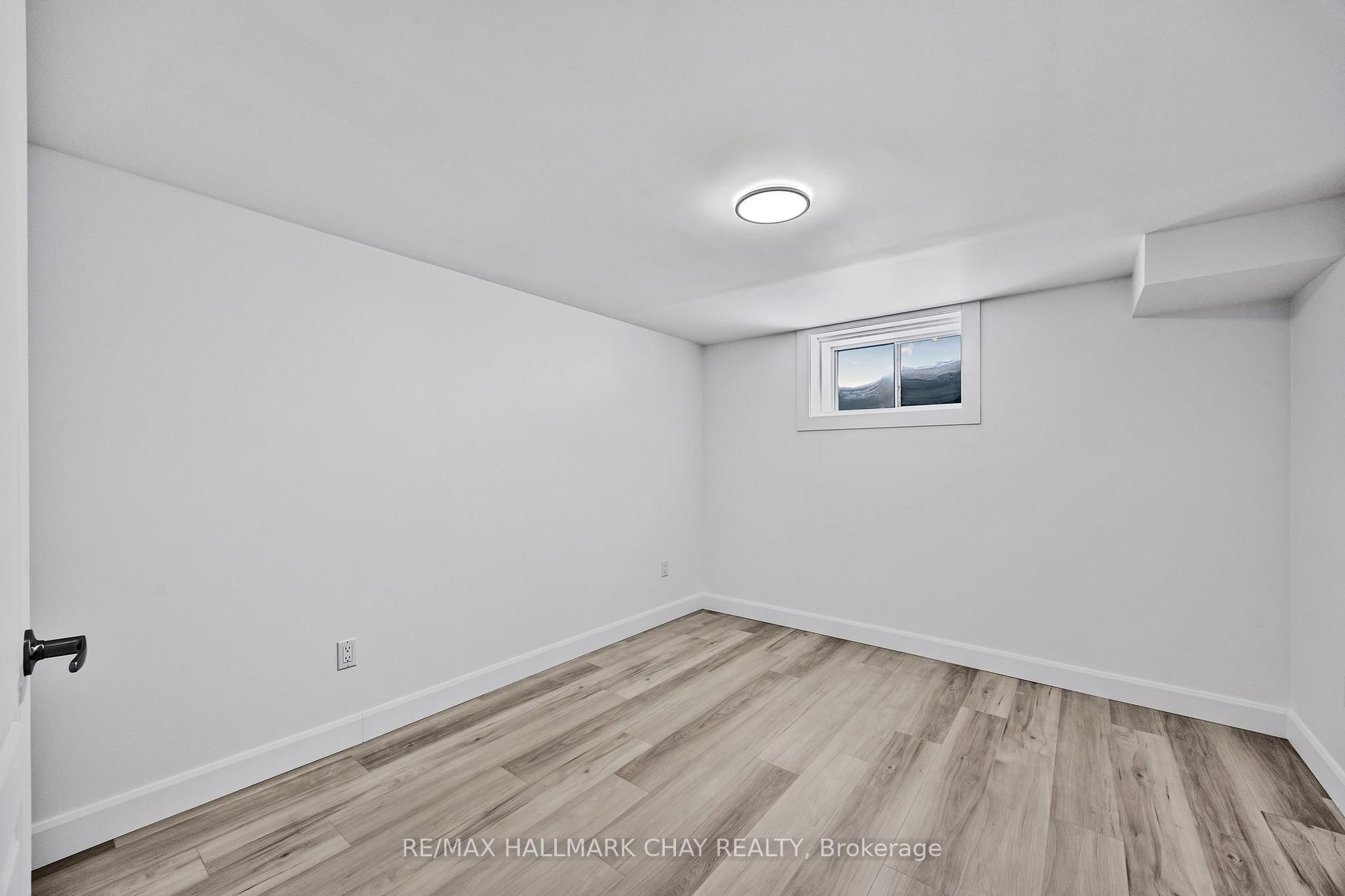Photo 15 of Unit Lower, 204 Tupper Street W, New Tecumseth, Alliston — HOMEH