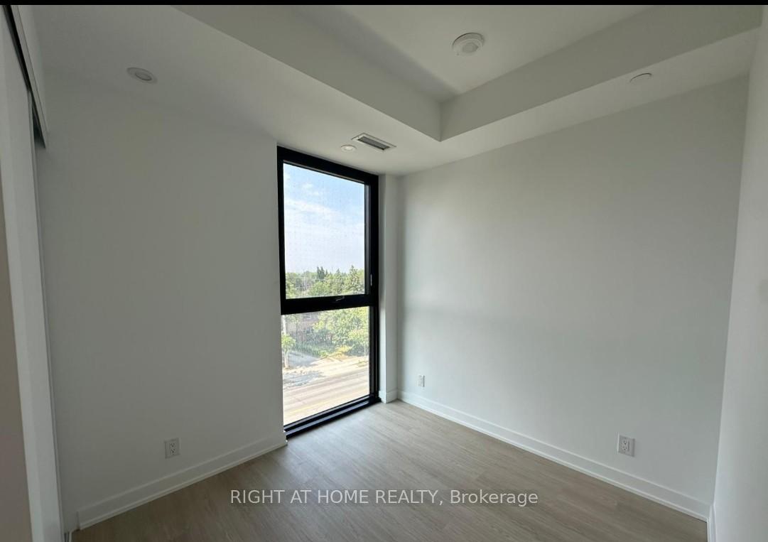 Photo 6 of Unit 520, six99 Sheppard Avenue E, North York, Bayview Village — HOMEH