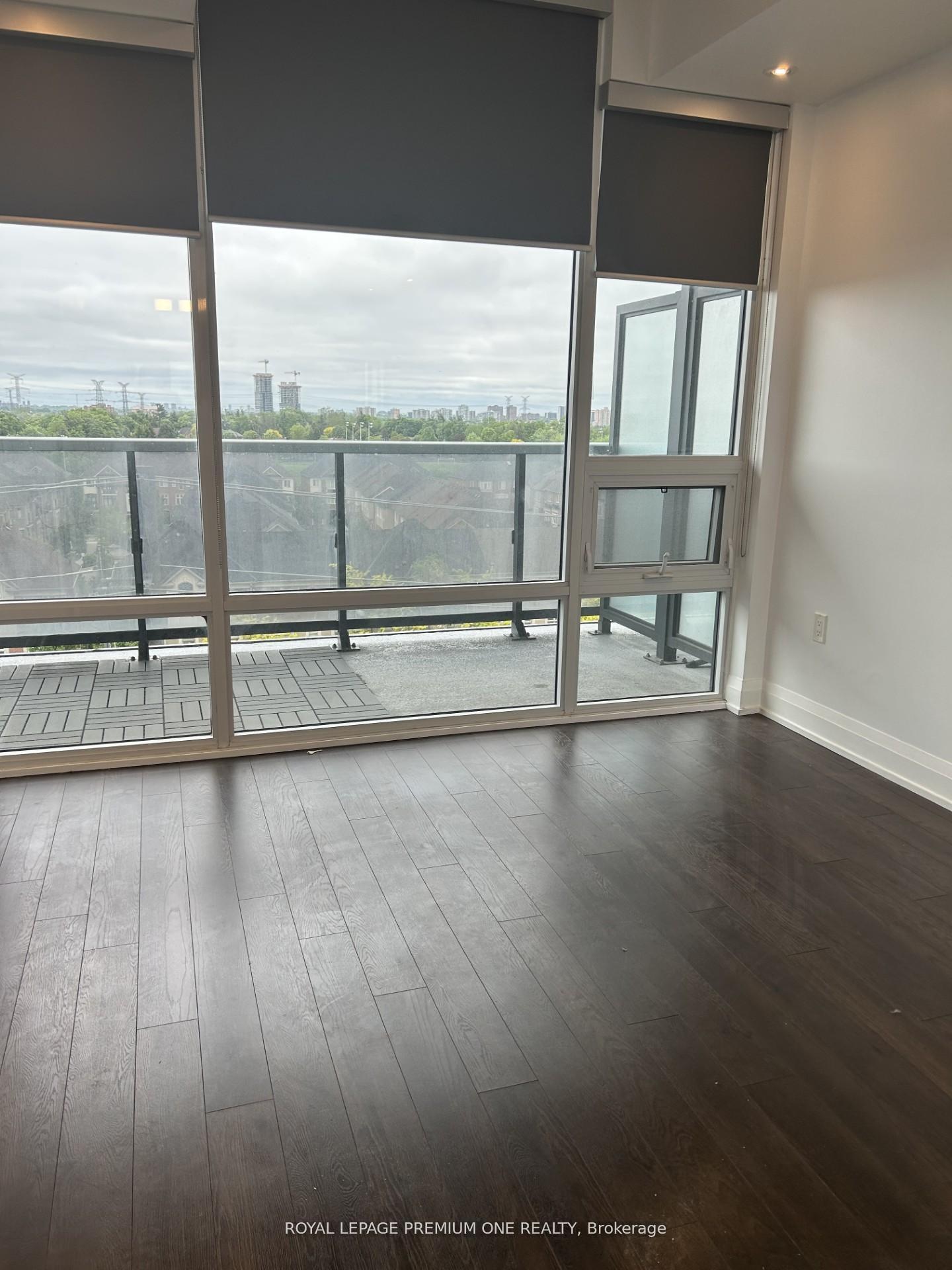 Photo 5 of Unit 710, 4800 Highway 7, Vaughan, East Woodbridge — HOMEH
