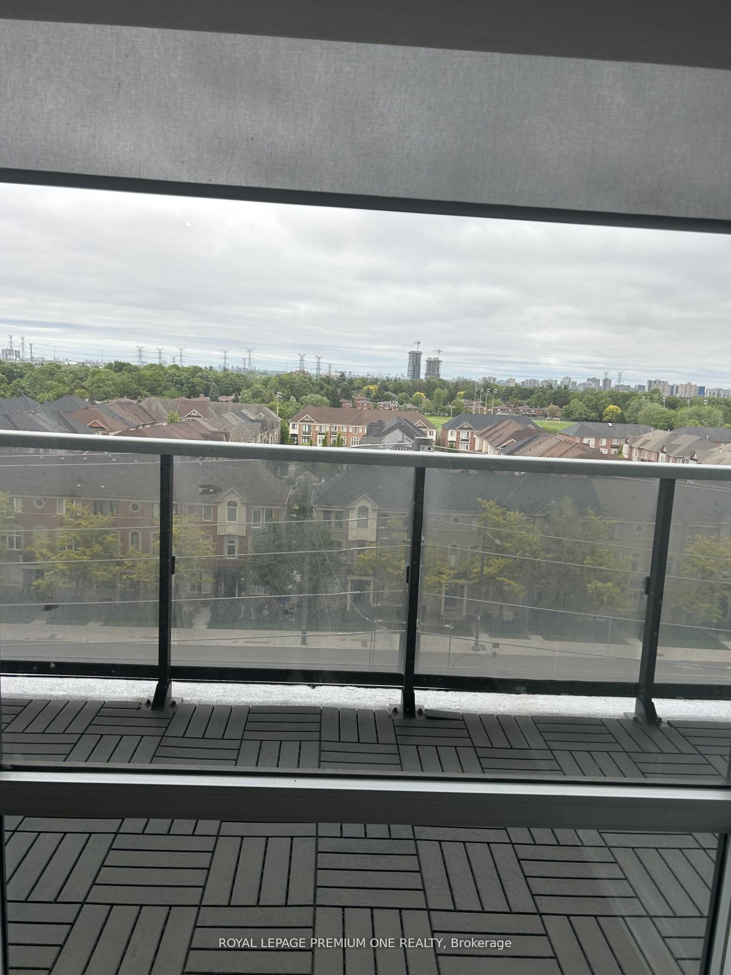 Photo 10 of Unit 710, 4800 Highway 7, Vaughan, East Woodbridge — HOMEH