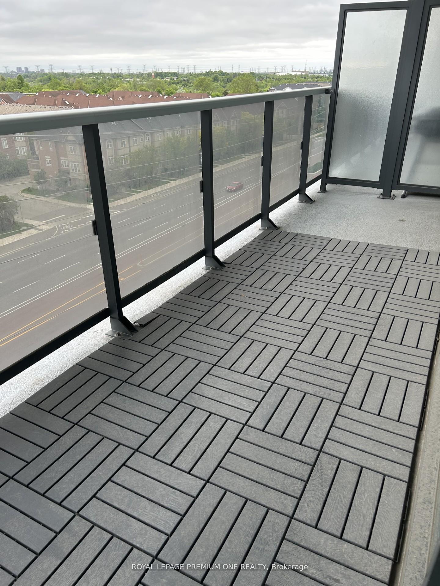 Photo 11 of Unit 710, 4800 Highway 7, Vaughan, East Woodbridge — HOMEH