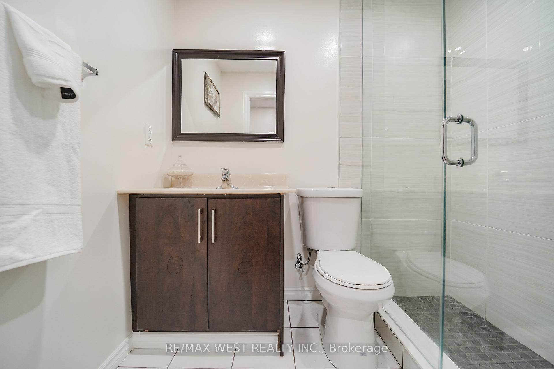 Photo 18 of 18 Trillium Court, Brampton, Northgate — HOMEH
