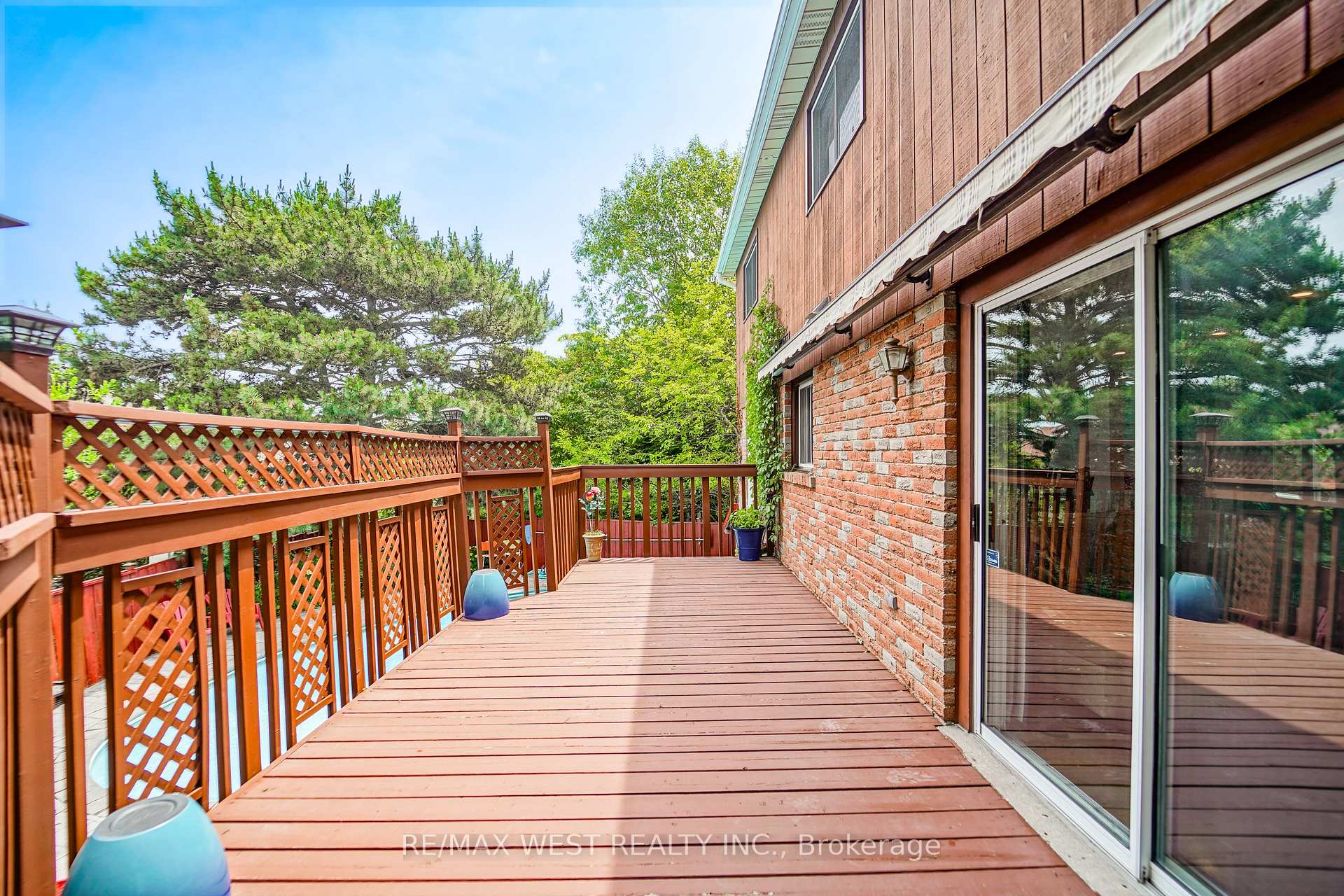 Photo 19 of 18 Trillium Court, Brampton, Northgate — HOMEH