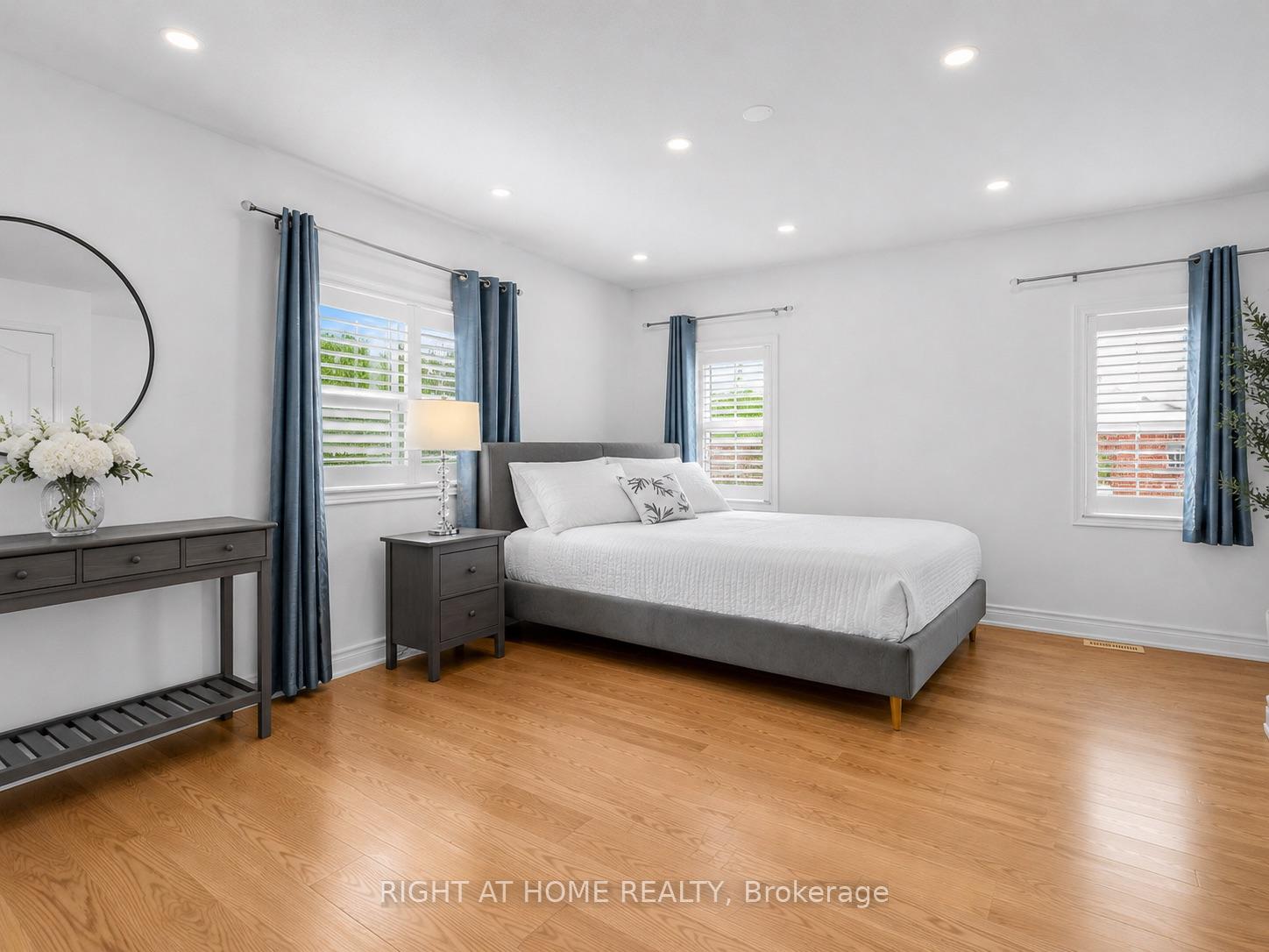 Photo 59 of 2042 Quinte Street, Burlington, Orchard — HOMEH