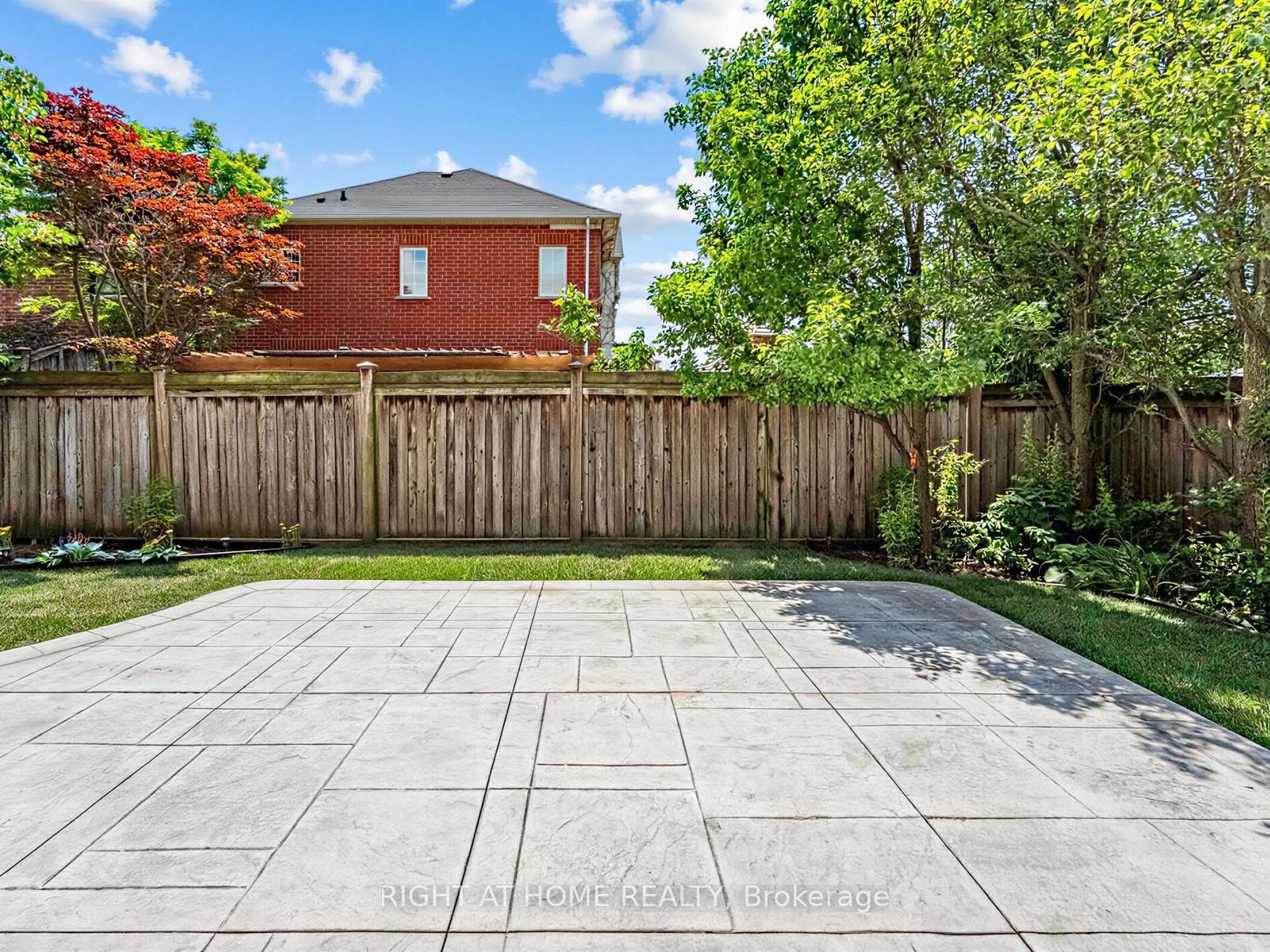Photo 71 of 2042 Quinte Street, Burlington, Orchard — HOMEH