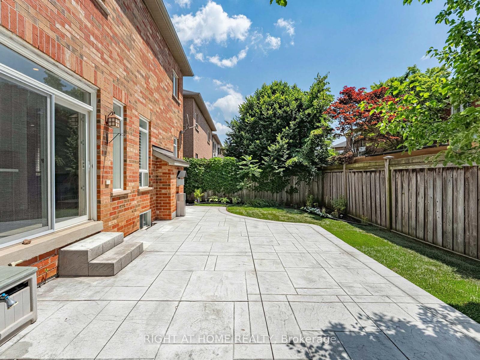 Photo 73 of 2042 Quinte Street, Burlington, Orchard — HOMEH
