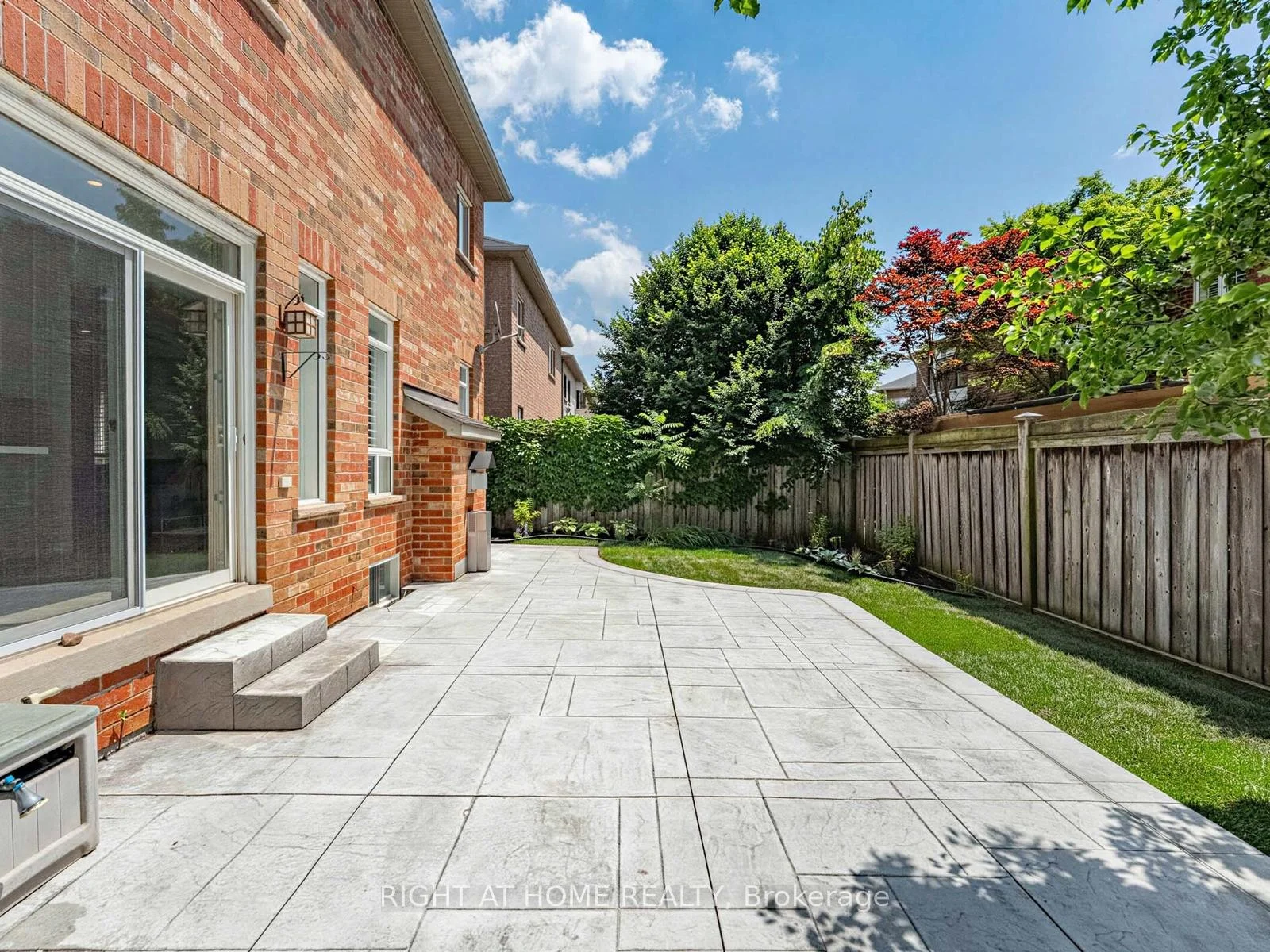 Photo 35 of 2042 Quinte Street, Burlington, Orchard — HOMEH
