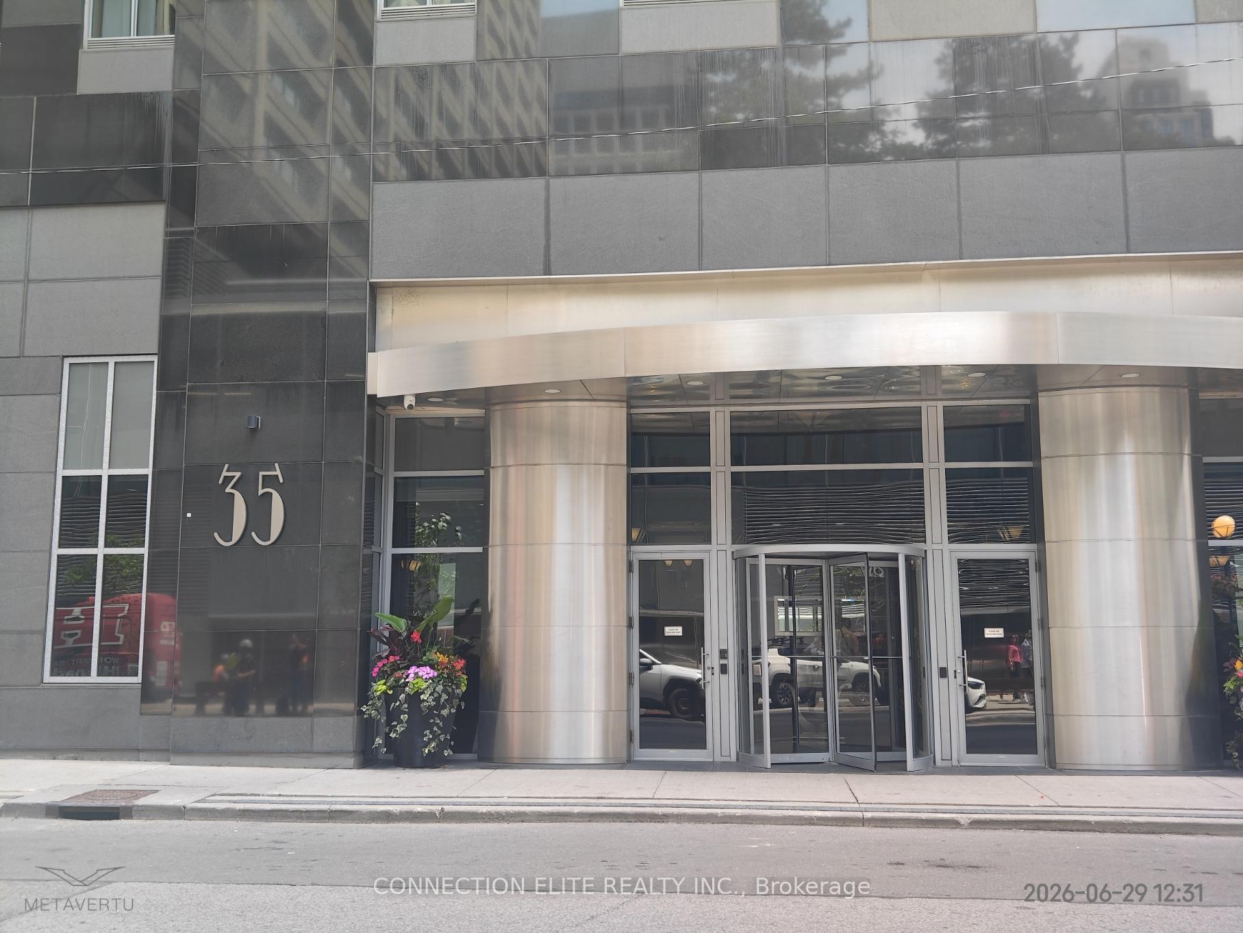 Photo of Unit 2110, 35 Balmuto Street