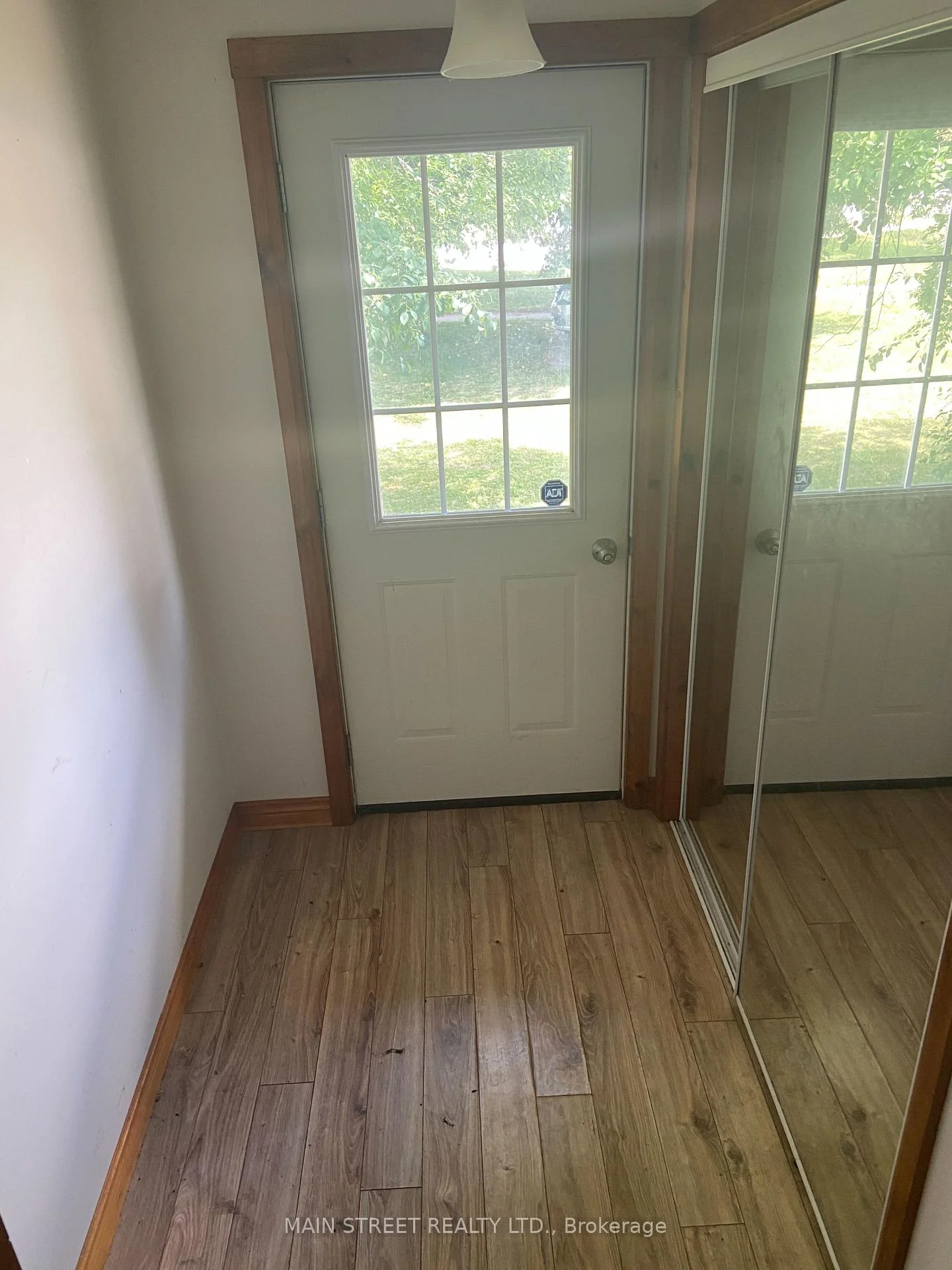 Photo 43 of 329 James Street E, Orillia — HOMEH