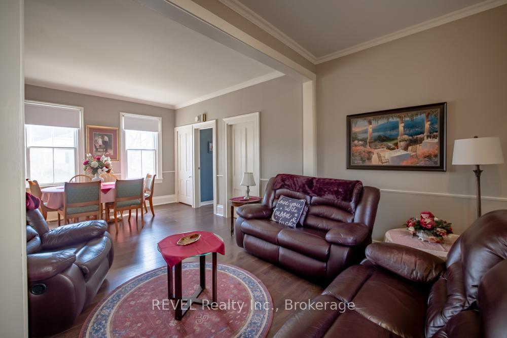Photo 10 of 10 Wiley Street, St. Catharines, Downtown — HOMEH