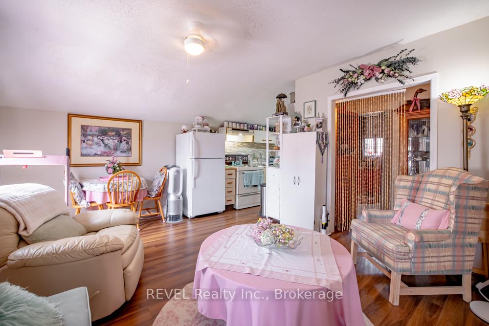 Photo 19 of 10 Wiley Street, St. Catharines, Downtown — HOMEH