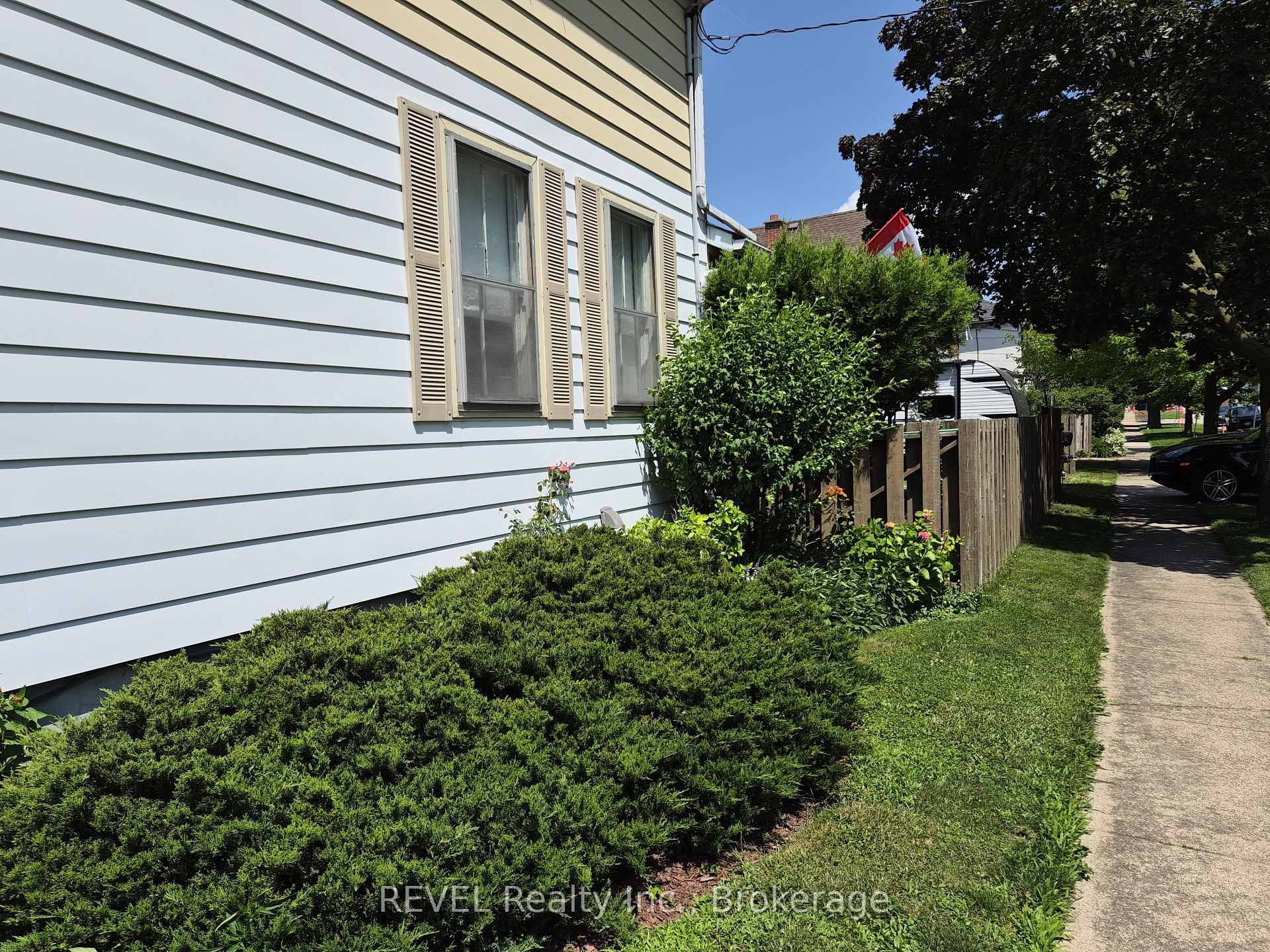 Photo 29 of 10 Wiley Street, St. Catharines, Downtown — HOMEH