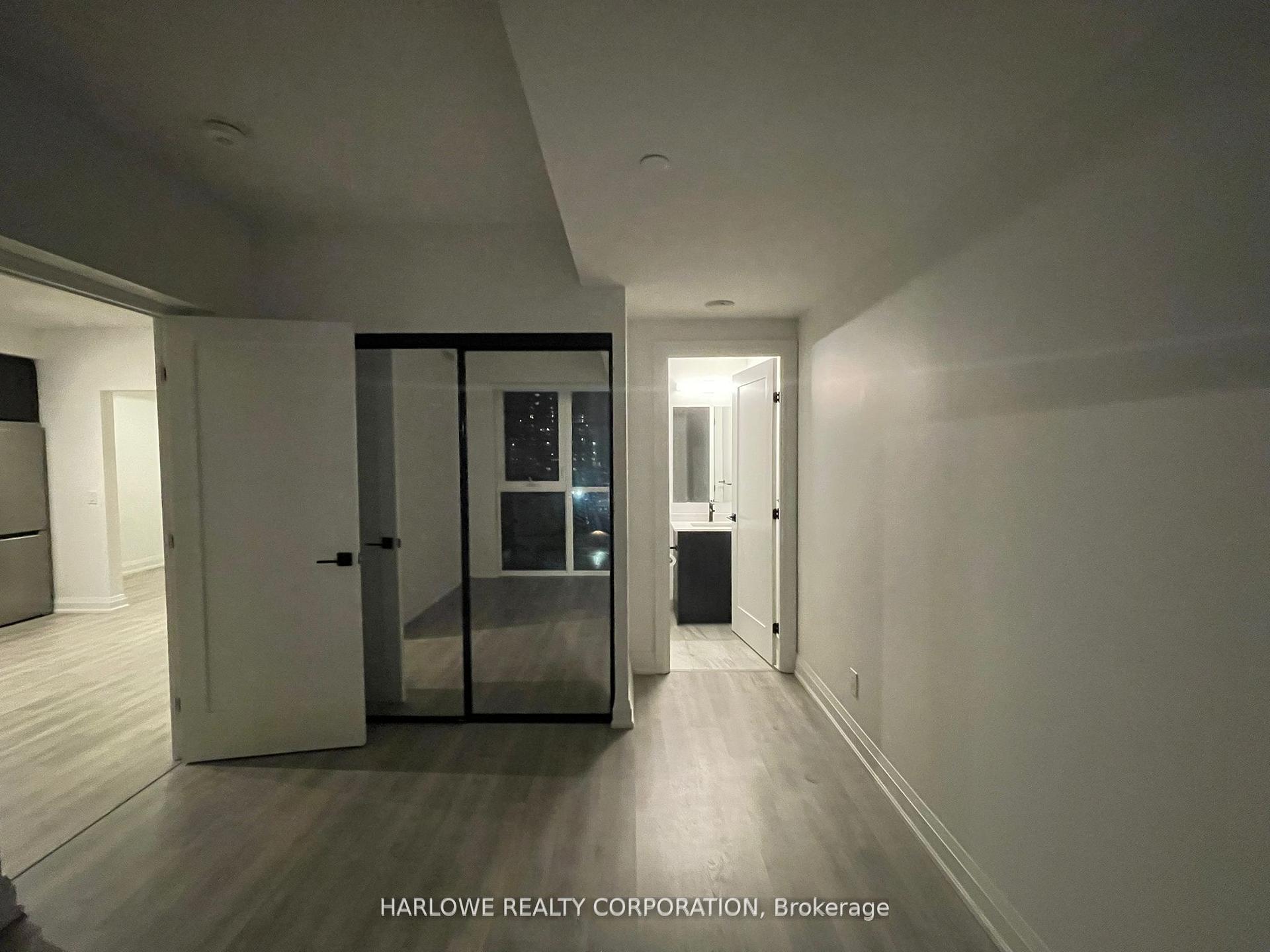 Photo 7 of Unit 906, 2369 Danforth Avenue, Toronto, East End-Danforth — HOMEH