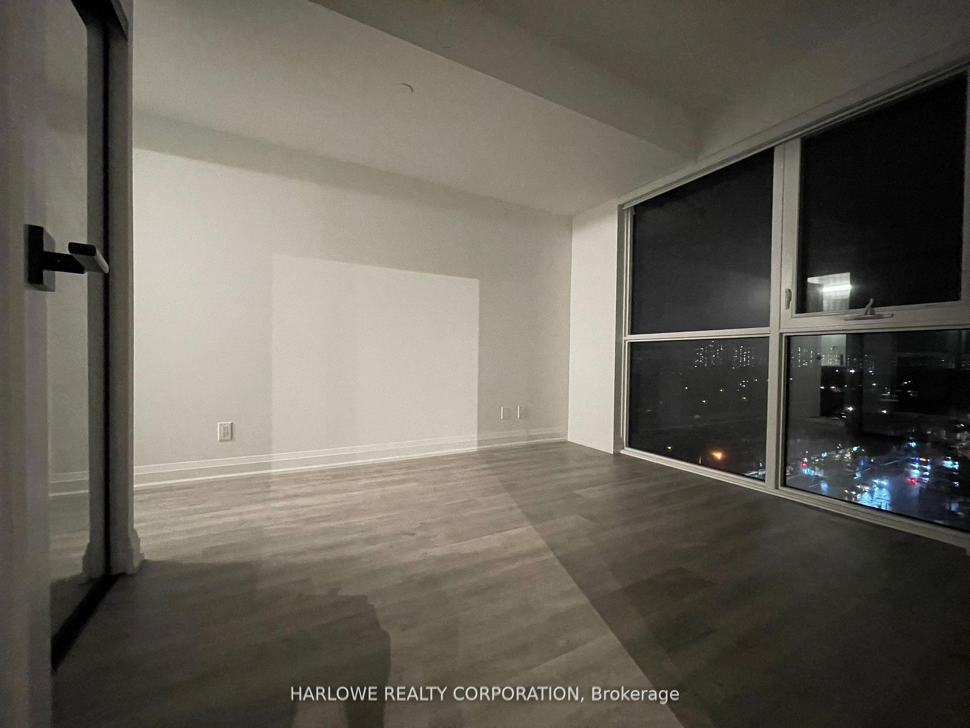 Photo 8 of Unit 906, 2369 Danforth Avenue, Toronto, East End-Danforth — HOMEH