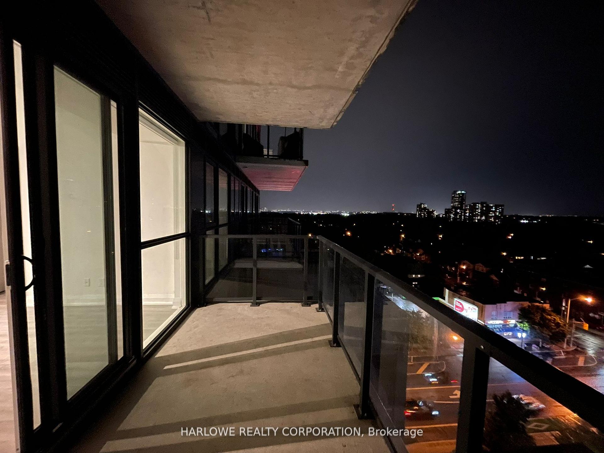 Photo 12 of Unit 906, 2369 Danforth Avenue, Toronto, East End-Danforth — HOMEH