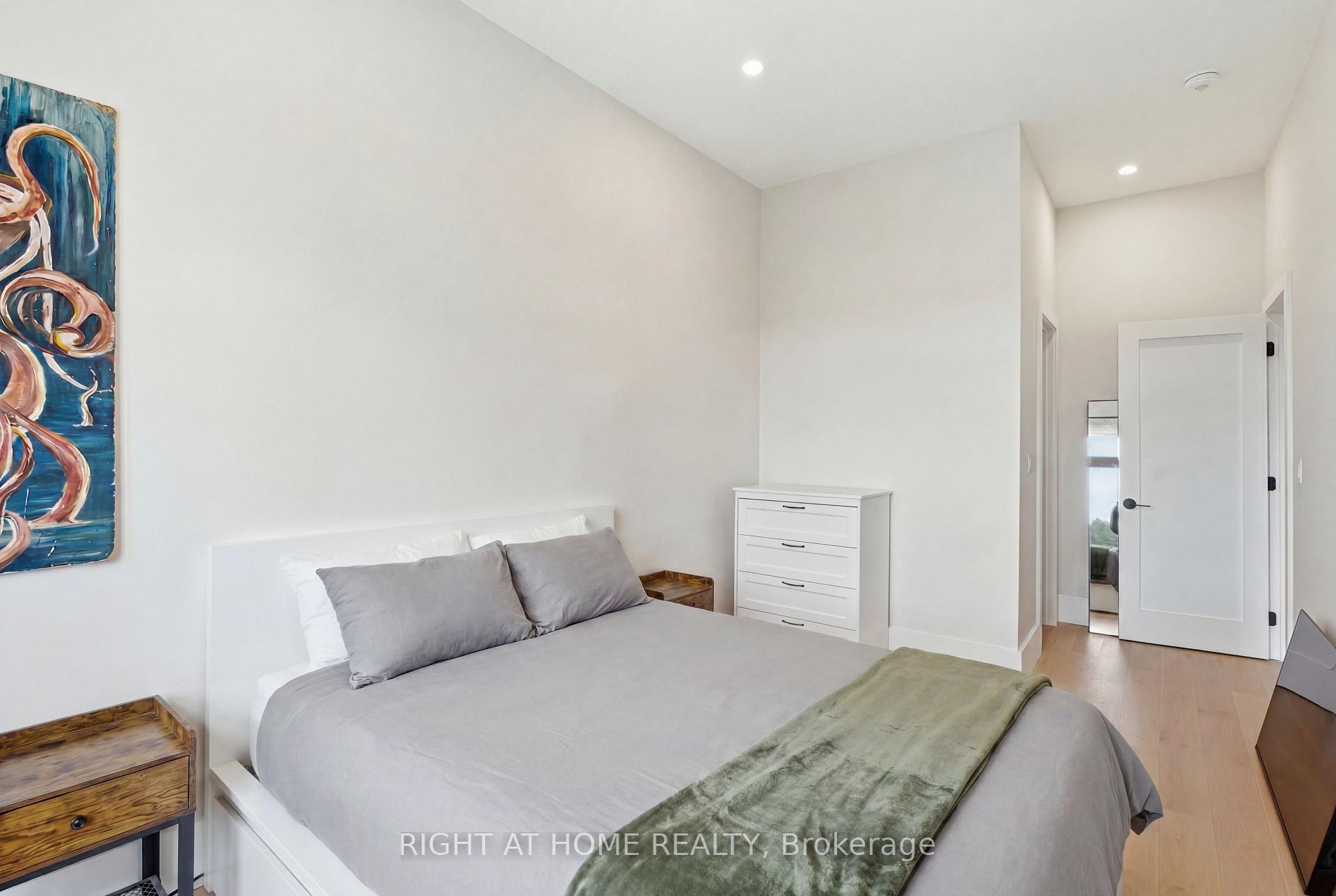 Photo 14 of 79B River Street, Parry Sound — HOMEH