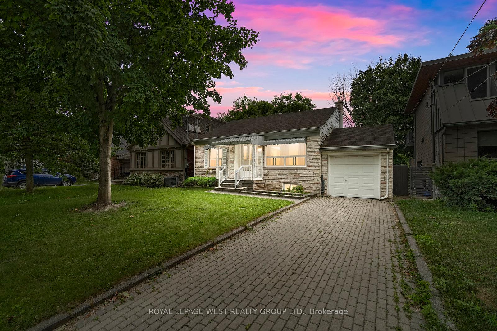 Photo 1 of 22 Beaucourt Road, Etobicoke, Stonegate-Queensway — HOMEH