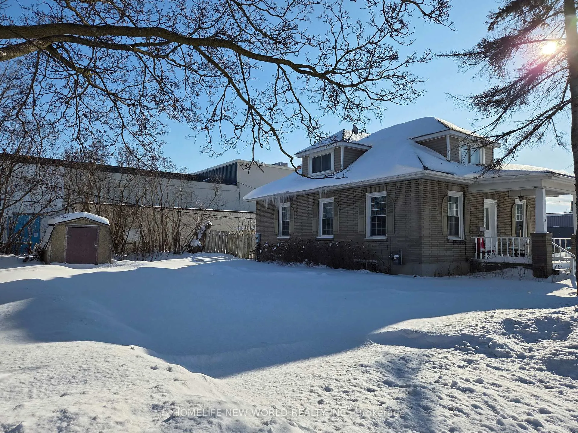 Photo 3 of 19 Flindall Street, Quinte West, Trenton Ward — HOMEH