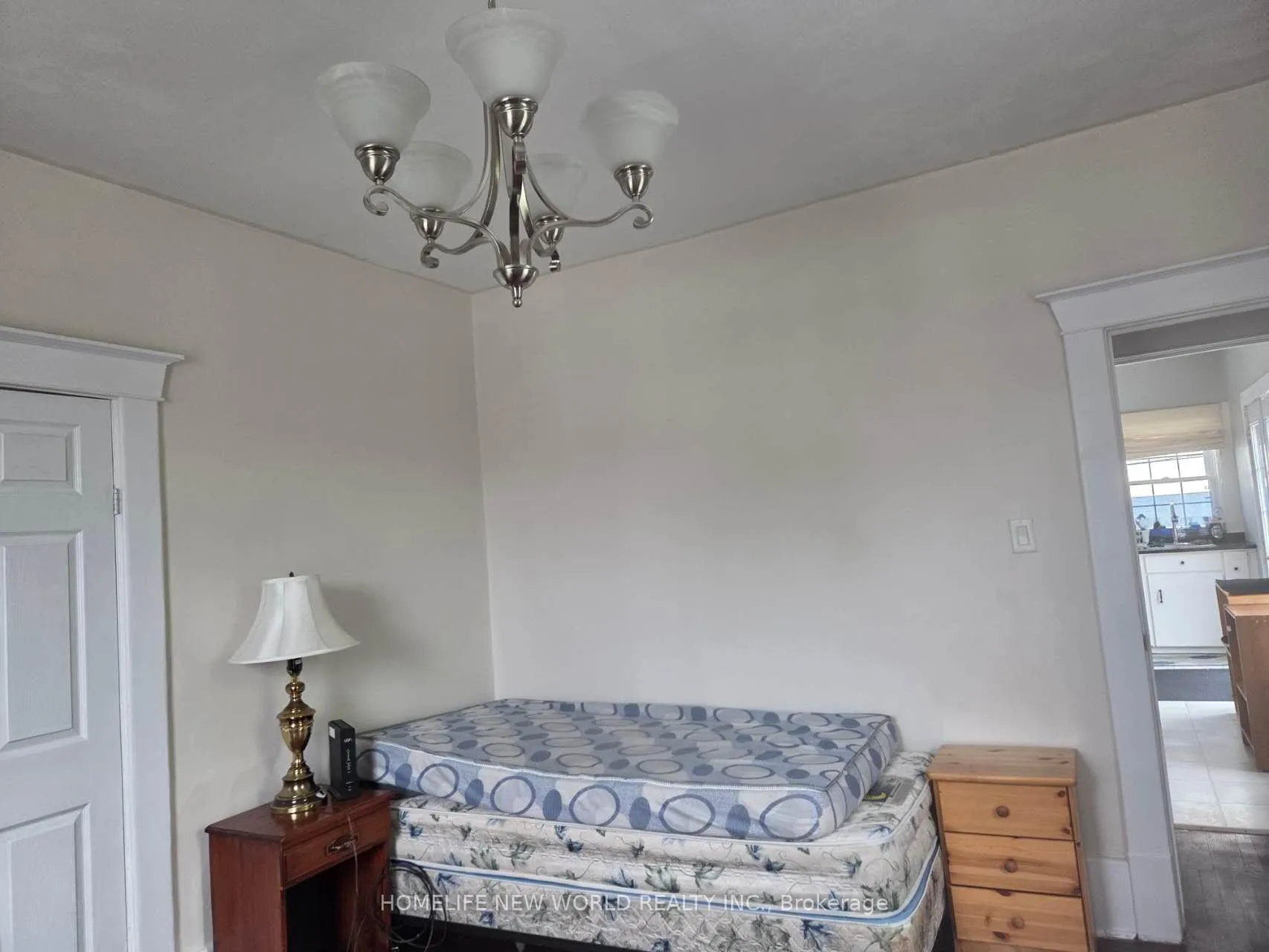 Photo 8 of 19 Flindall Street, Quinte West, Trenton Ward — HOMEH