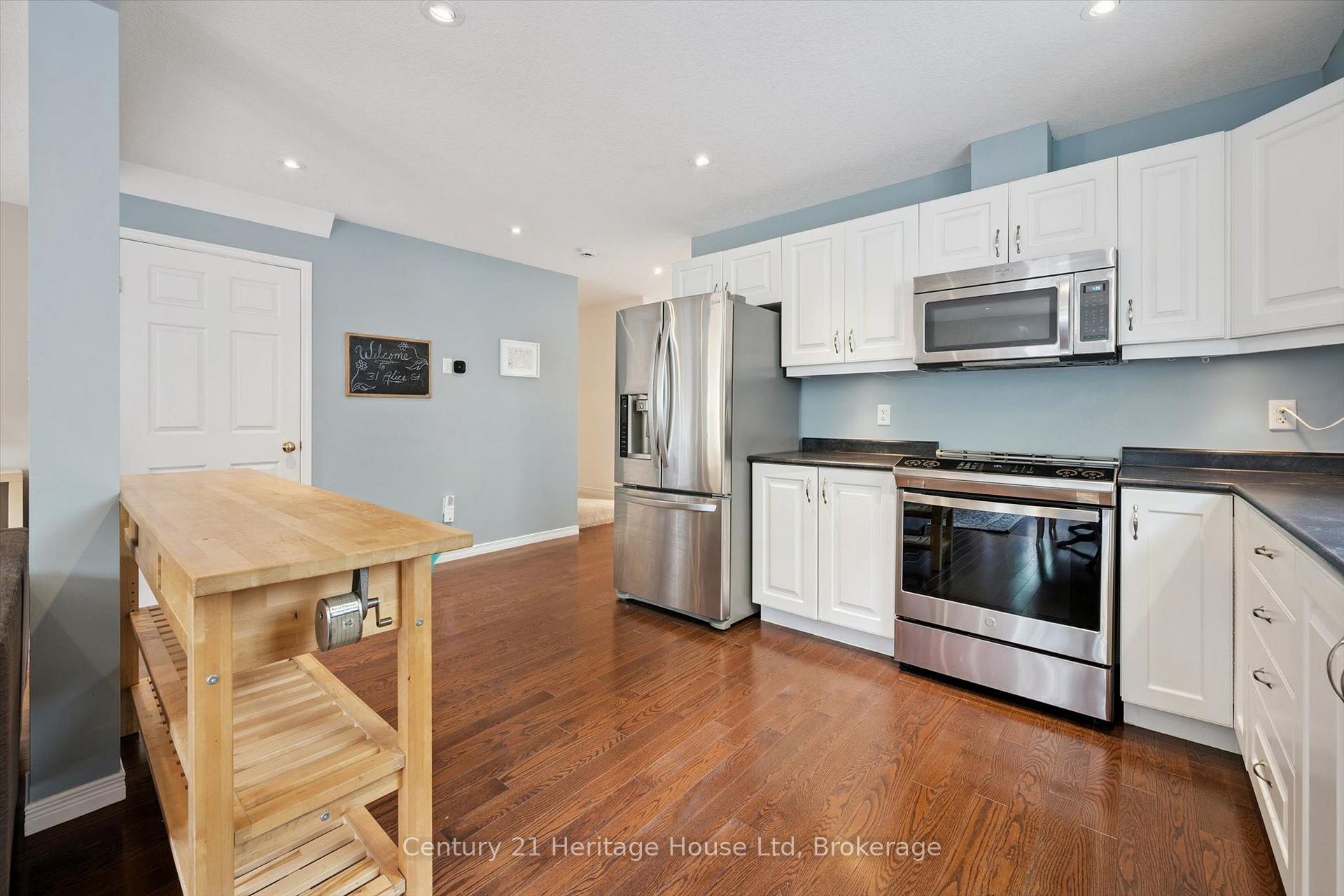 Photo 14 of 31 Alice Street, Guelph, St. Patrick's Ward — HOMEH