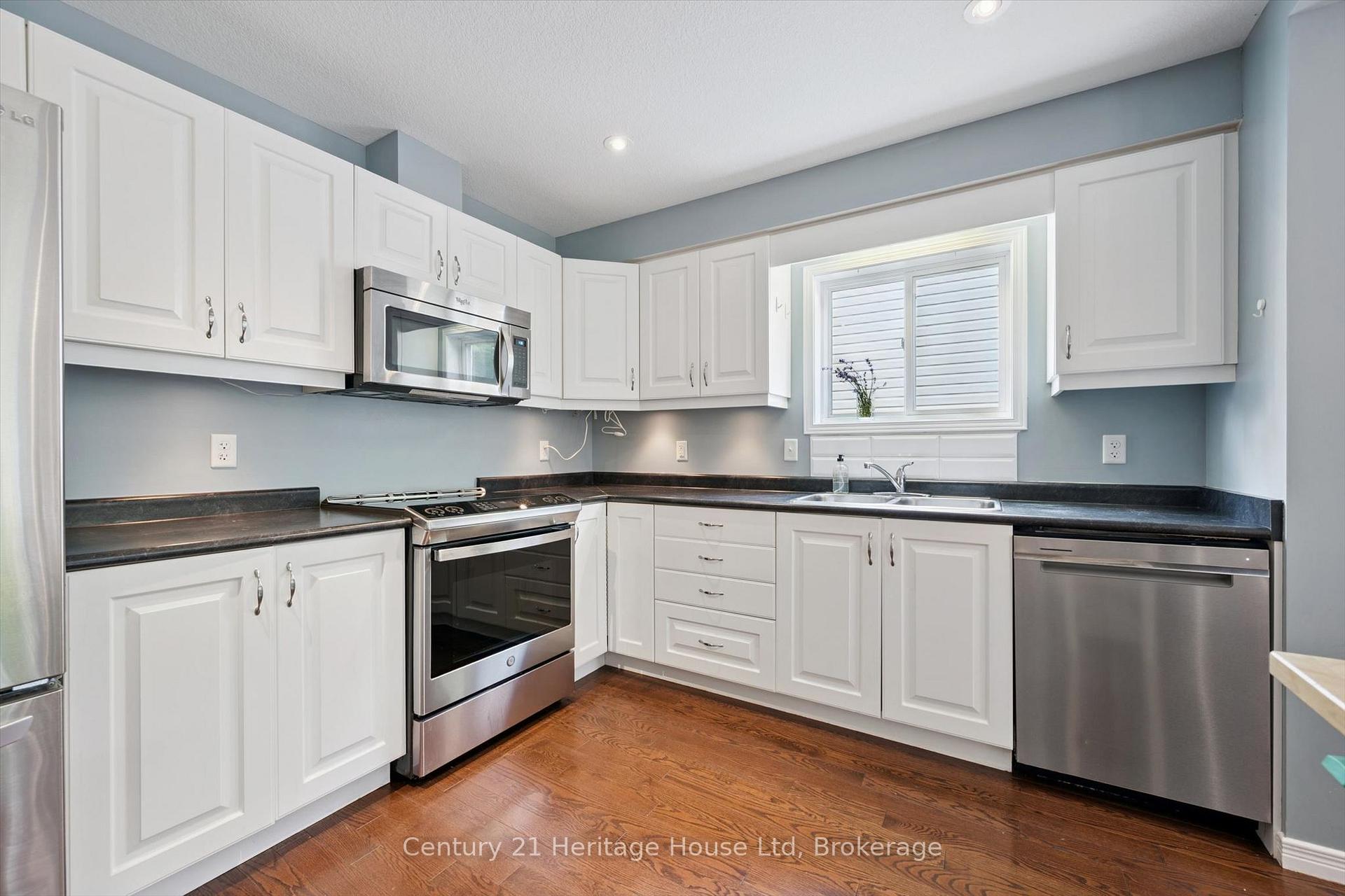 Photo 15 of 31 Alice Street, Guelph, St. Patrick's Ward — HOMEH
