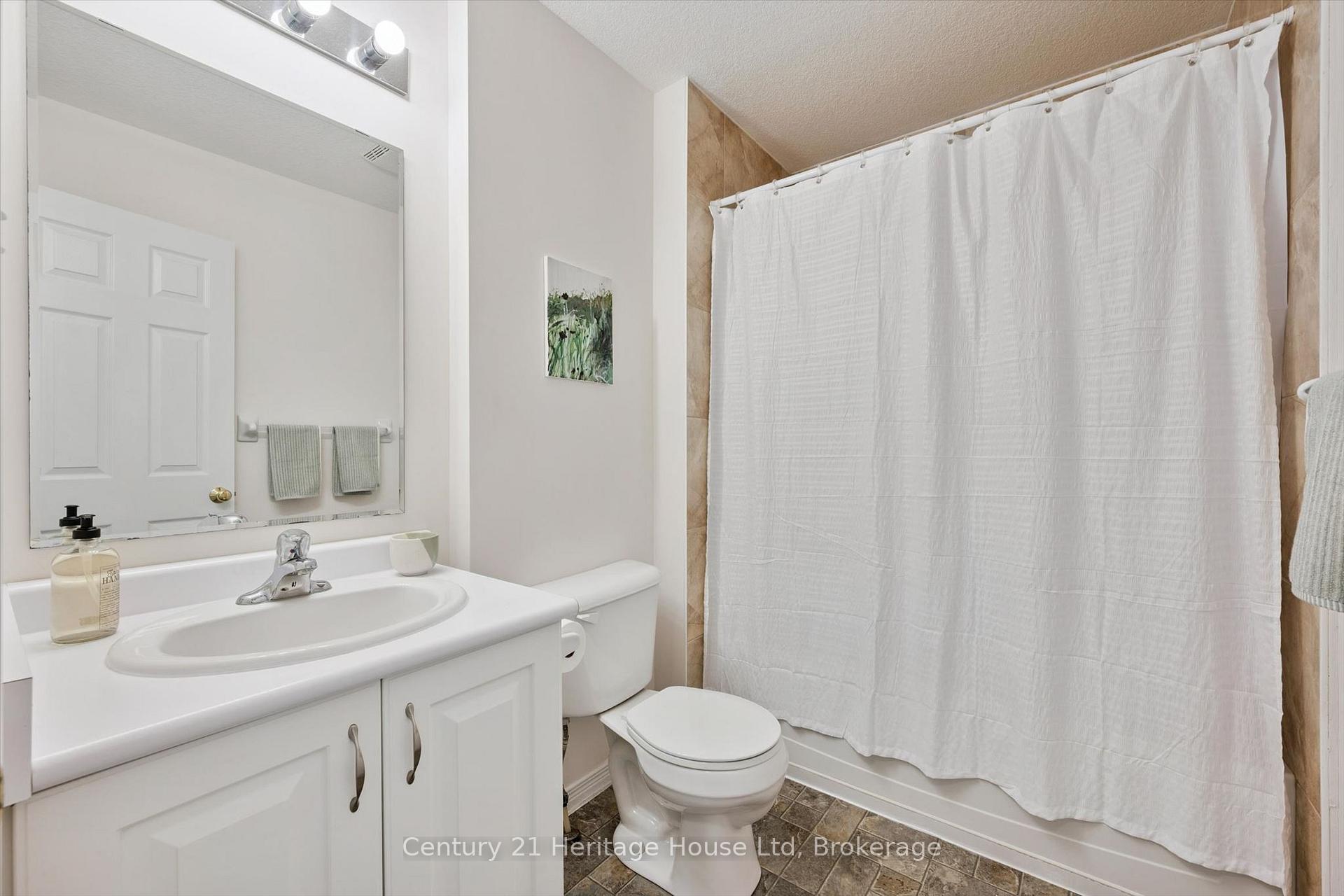 Photo 22 of 31 Alice Street, Guelph, St. Patrick's Ward — HOMEH