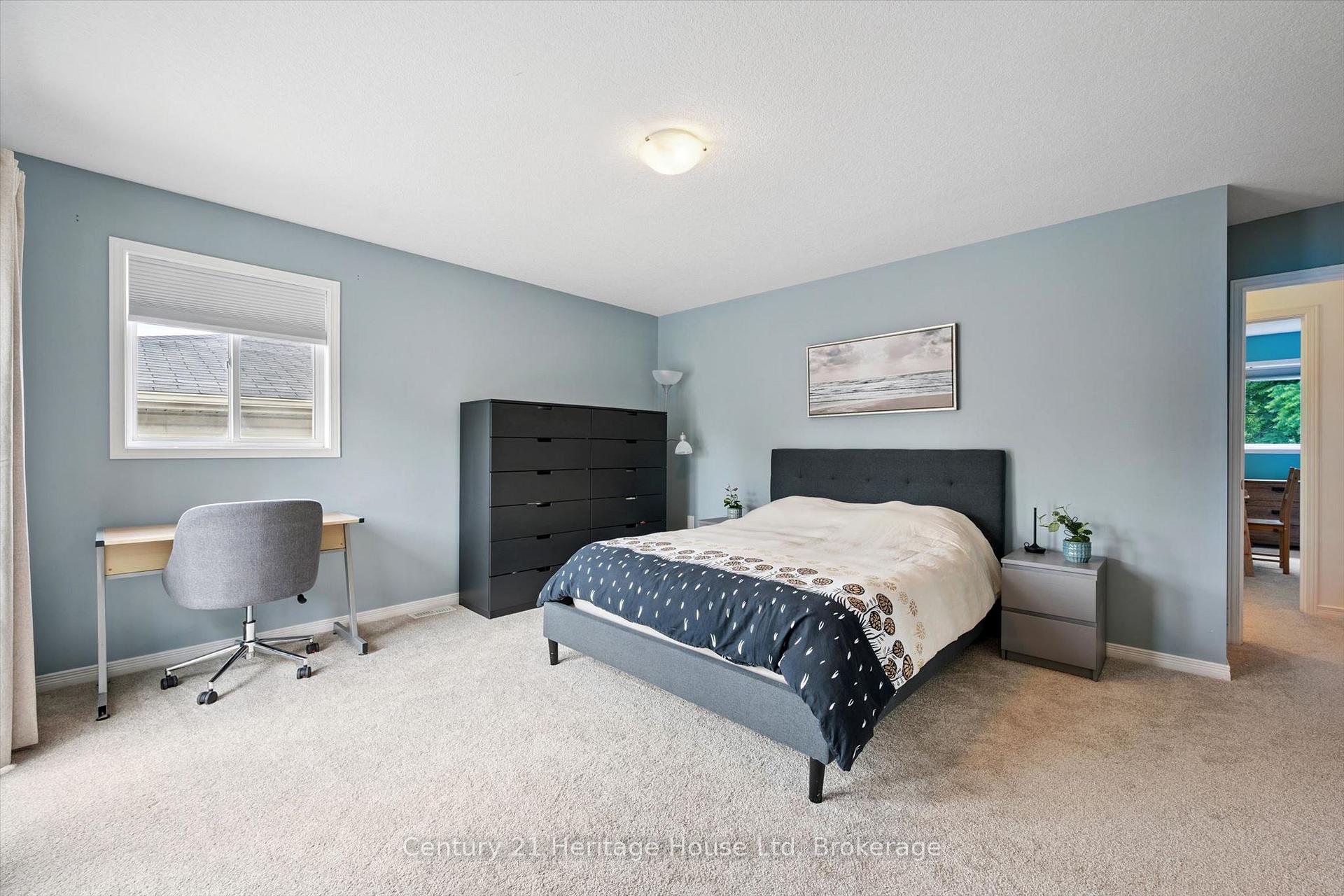 Photo 24 of 31 Alice Street, Guelph, St. Patrick's Ward — HOMEH