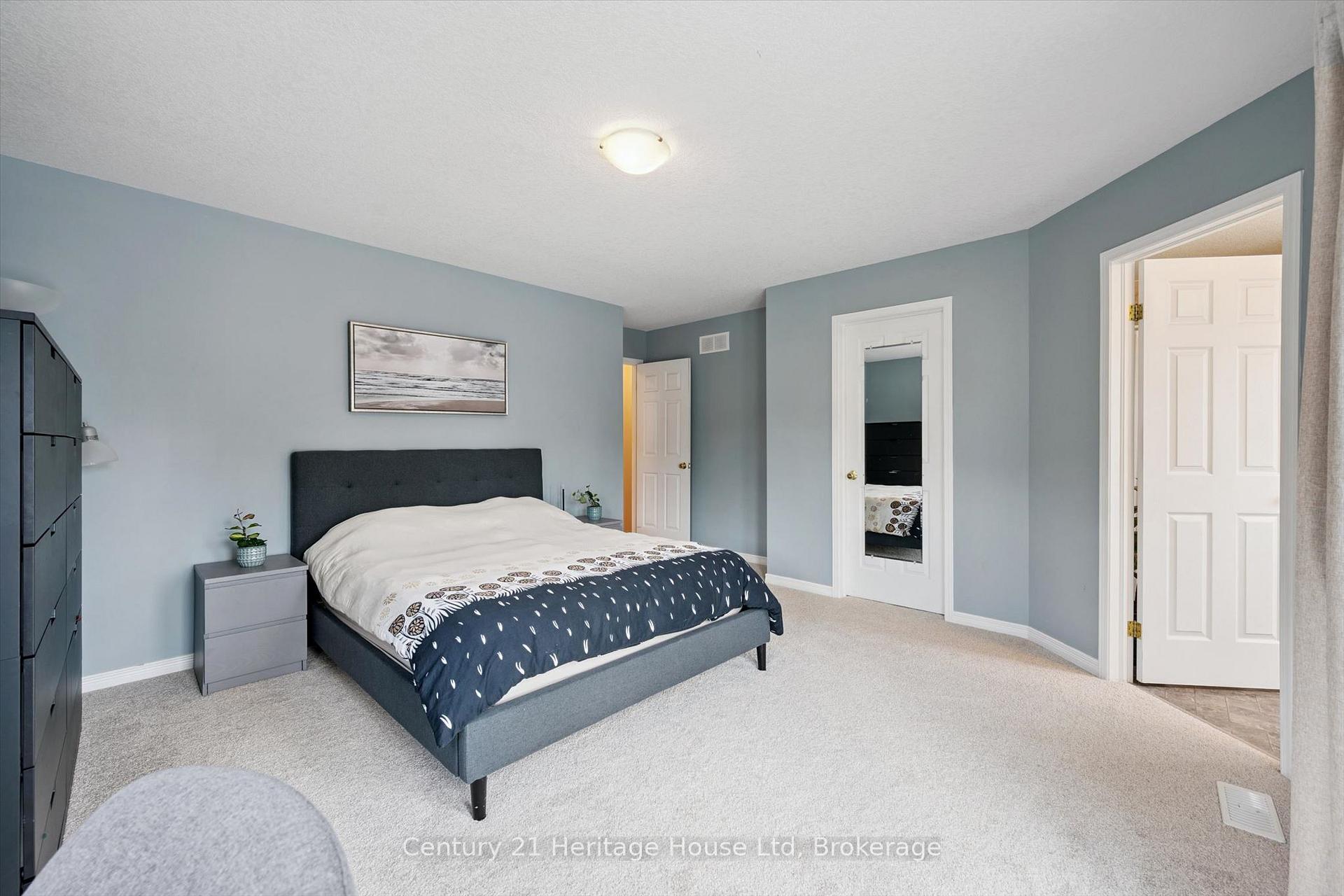 Photo 25 of 31 Alice Street, Guelph, St. Patrick's Ward — HOMEH