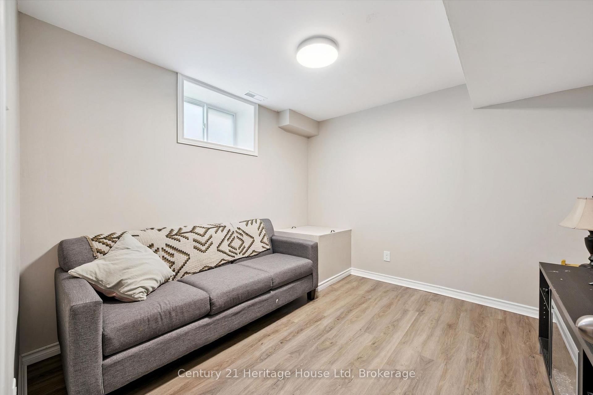 Photo 31 of 31 Alice Street, Guelph, St. Patrick's Ward — HOMEH