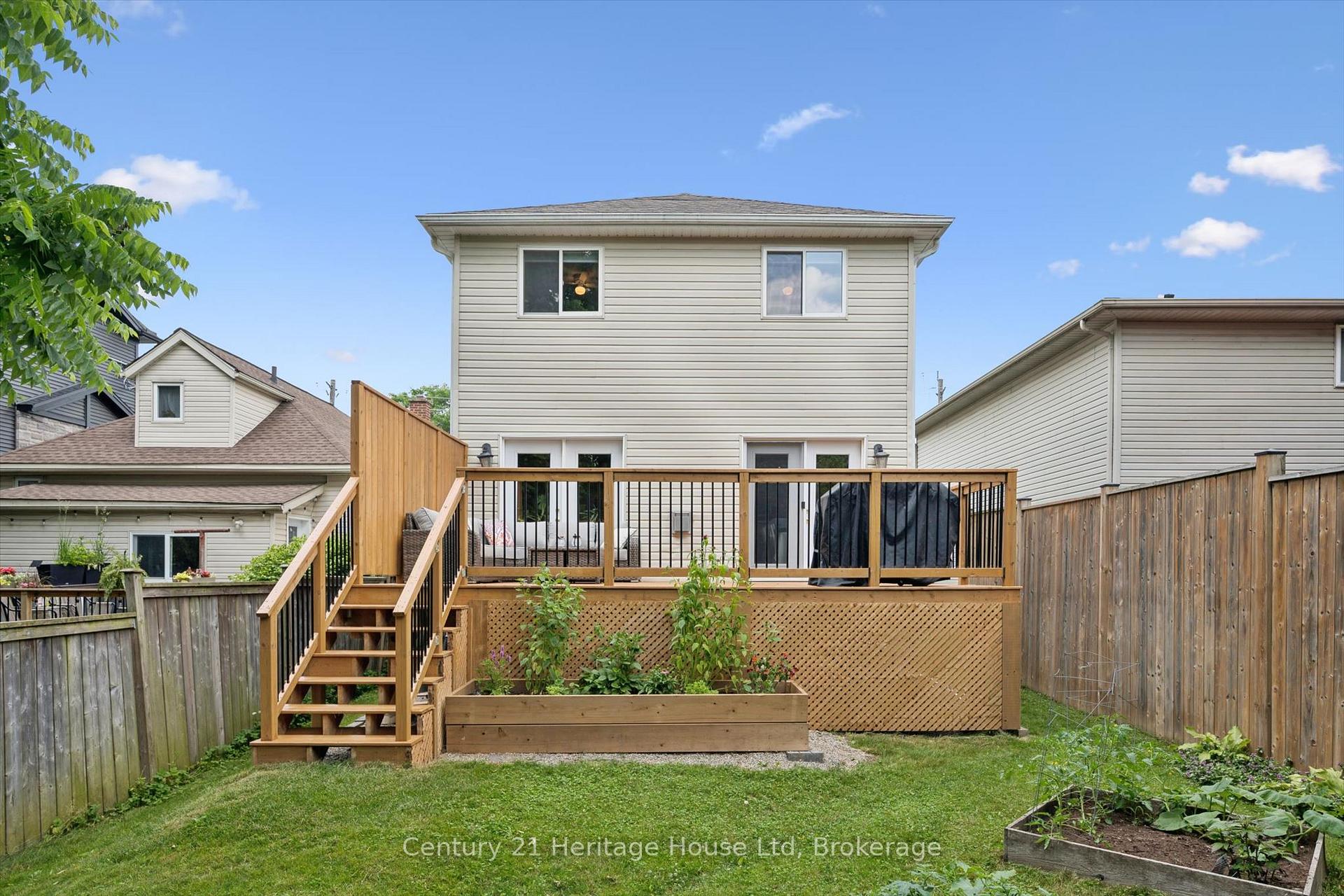 Photo 40 of 31 Alice Street, Guelph, St. Patrick's Ward — HOMEH