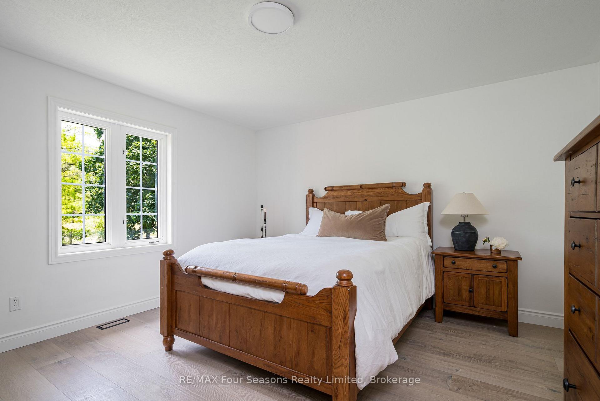Photo 20 of 25 Kelley Crescent, Wasaga Beach — HOMEH