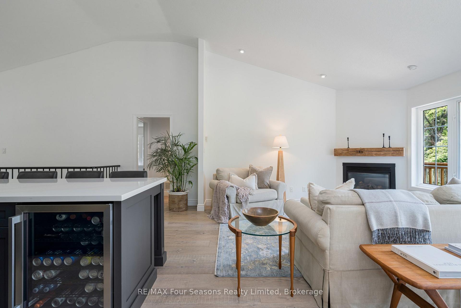 Photo 23 of 25 Kelley Crescent, Wasaga Beach — HOMEH