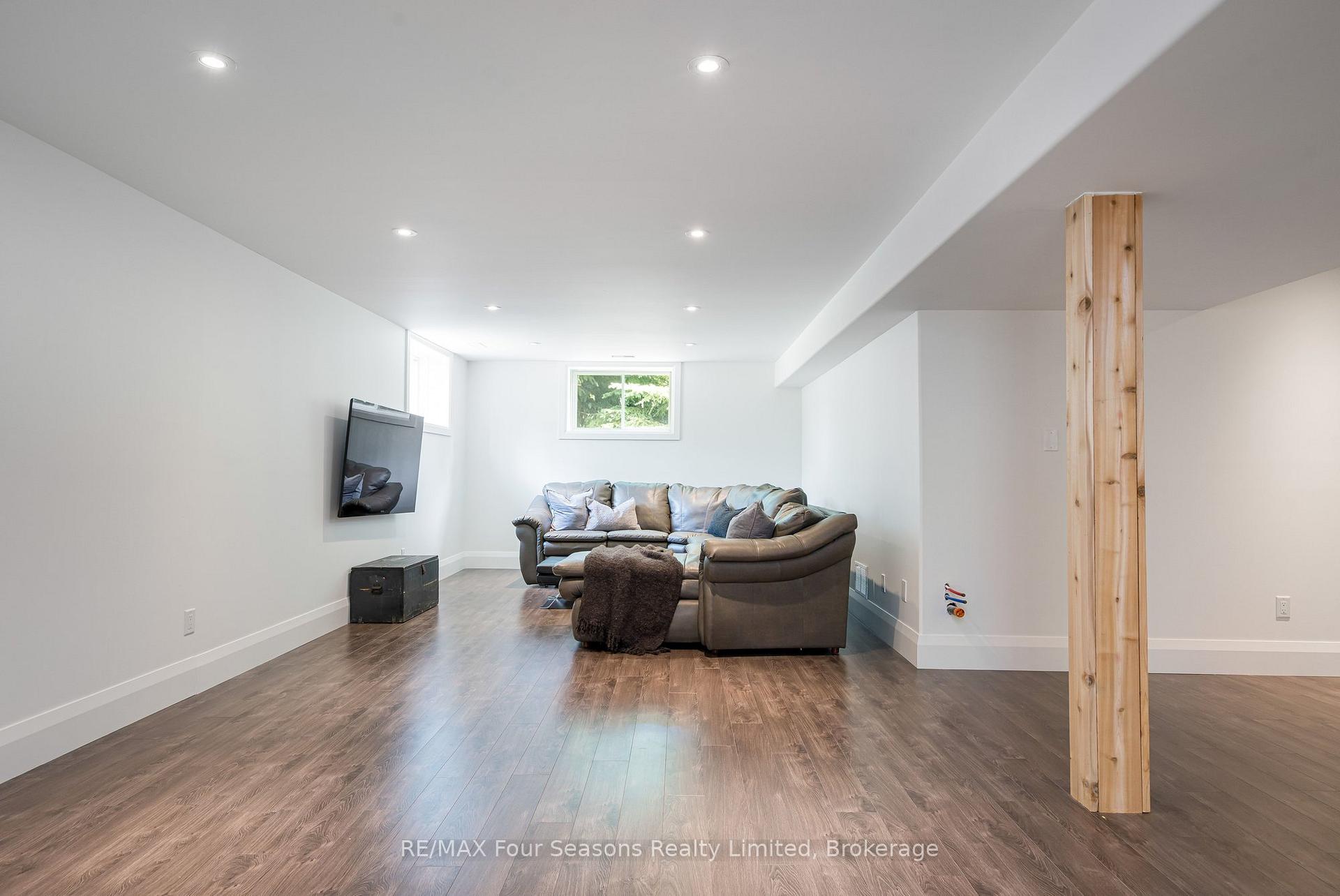Photo 31 of 25 Kelley Crescent, Wasaga Beach — HOMEH