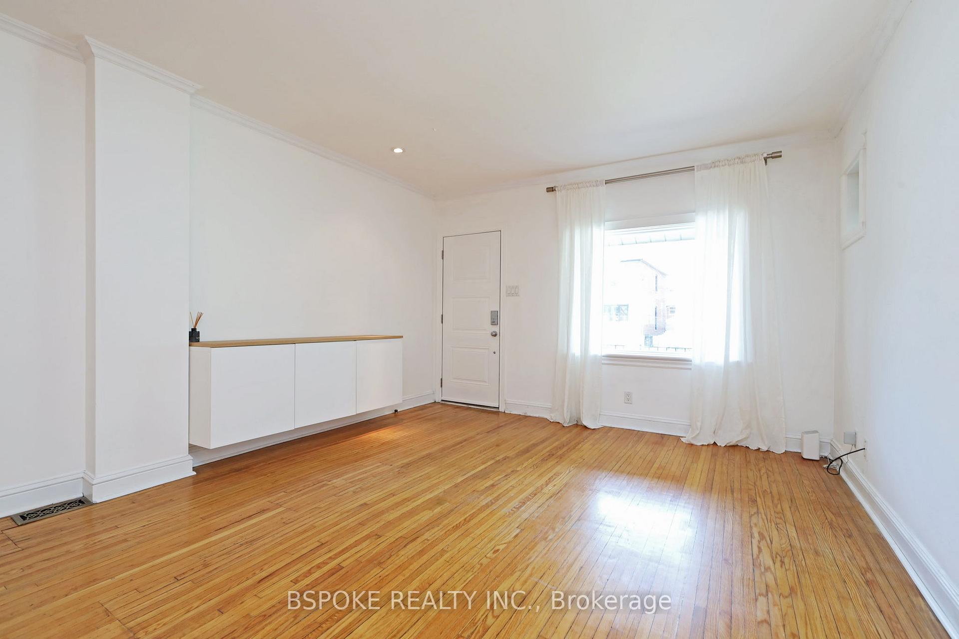 Photo 6 of 21 Curzon Street, Toronto, South Riverdale — HOMEH