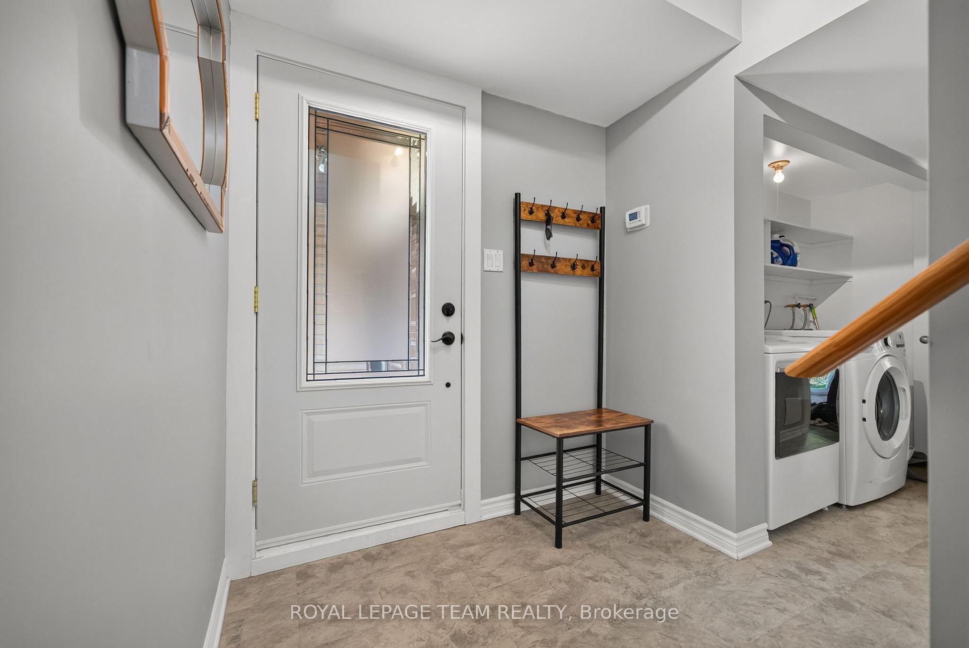 Photo 2 of 41 Longwood Avenue, Ottawa, Lynwood Village — HOMEH